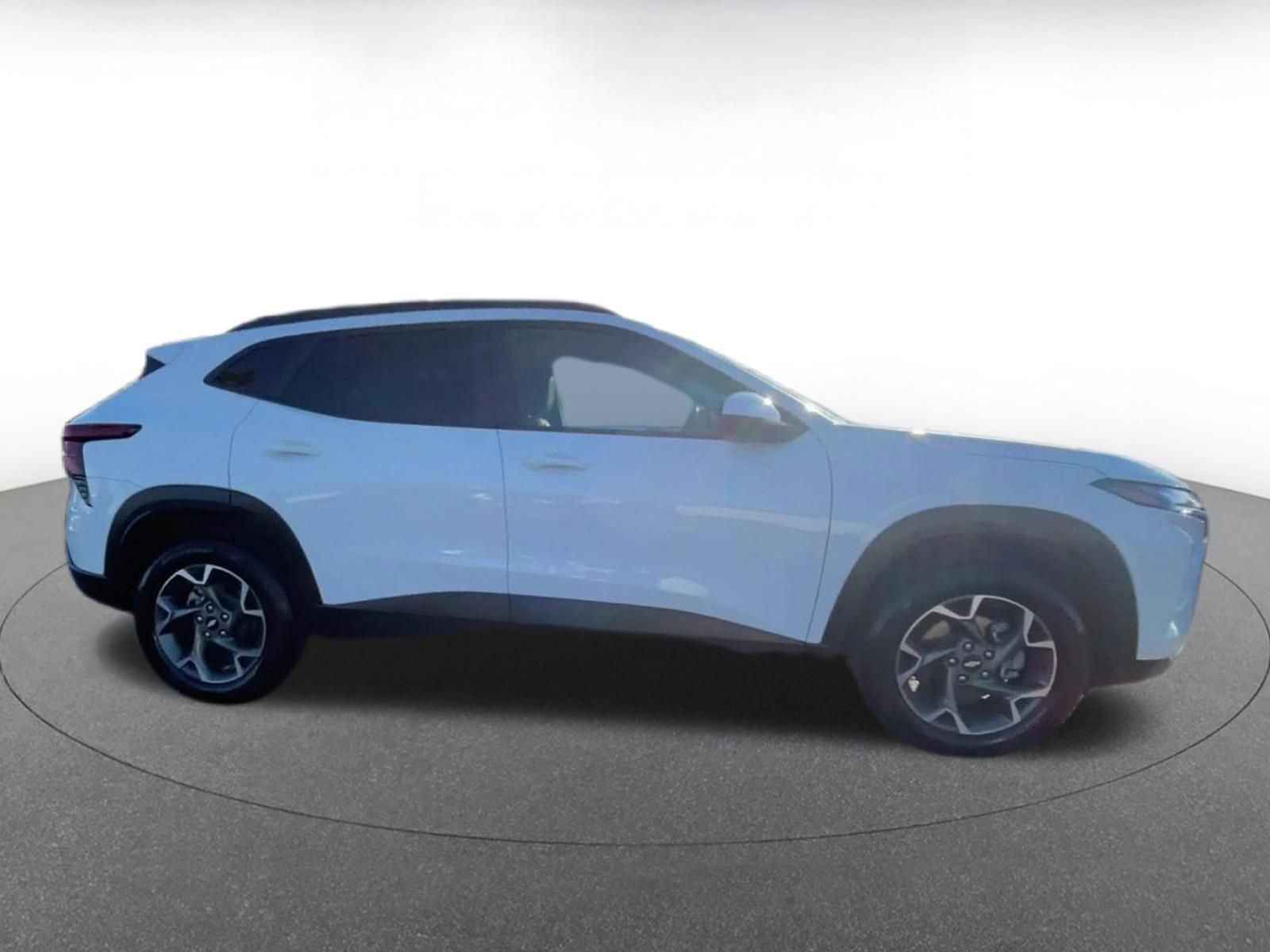 Thumbnail: 2025 Chevrolet Trax - 16