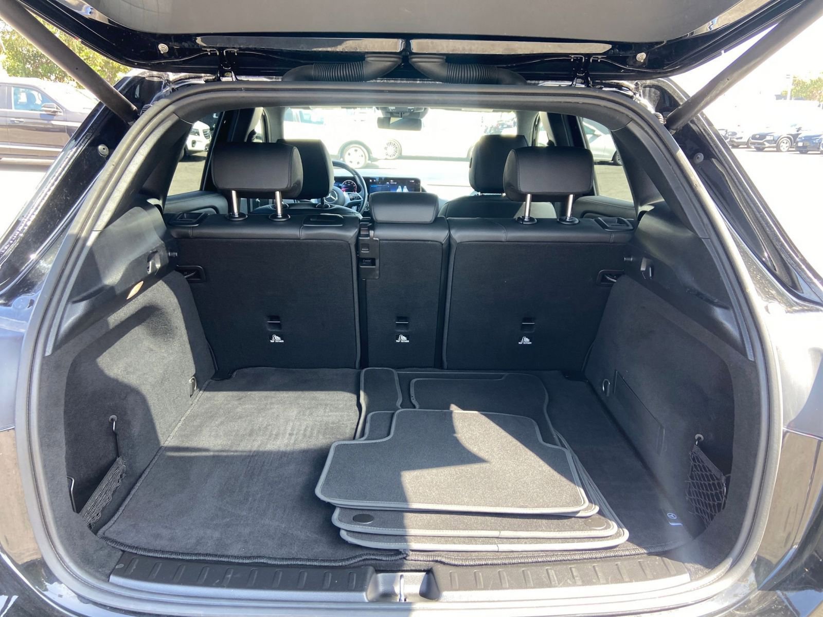 Thumbnail: 2024 Mercedes-Benz GLA - 31