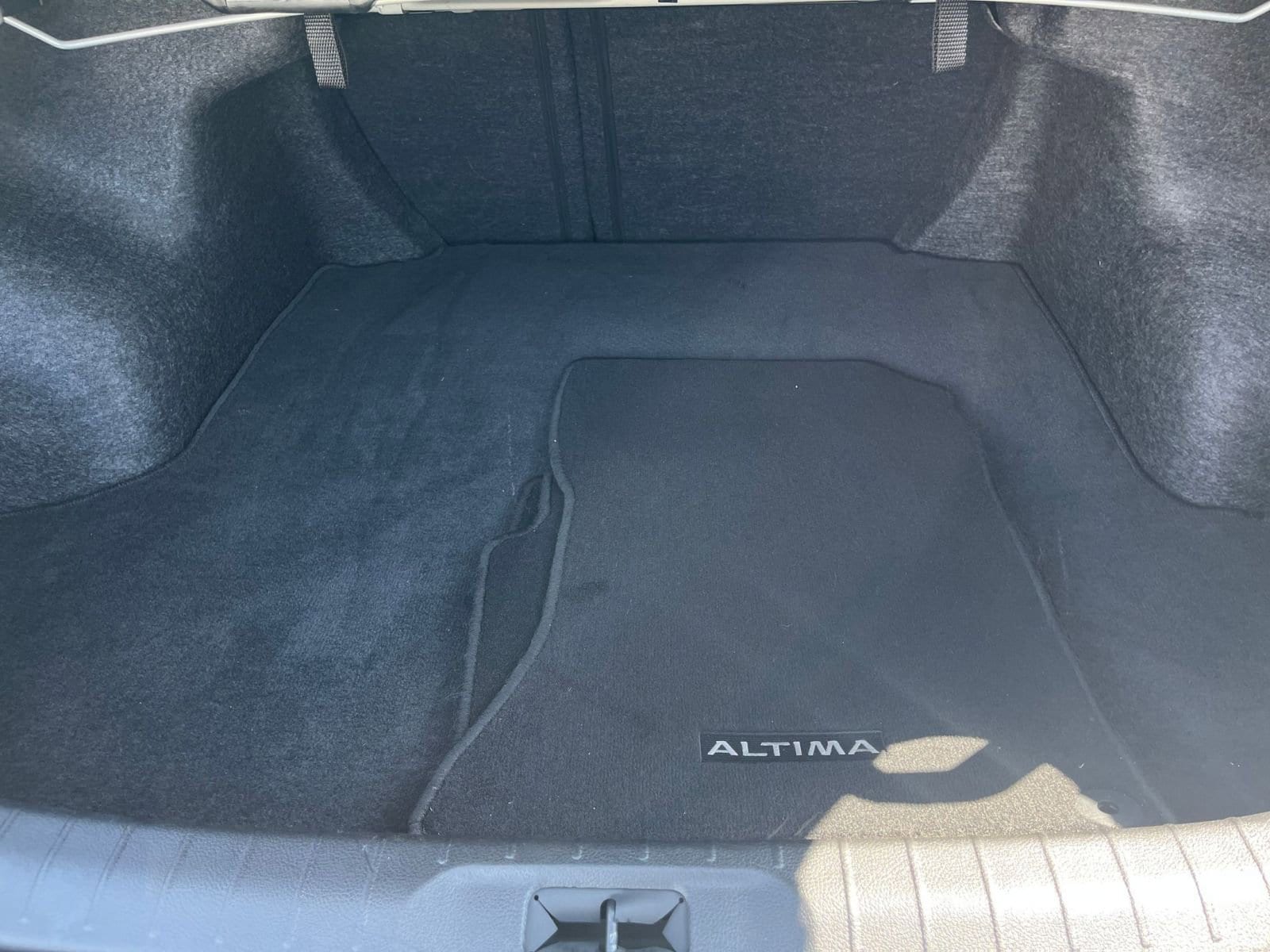 Thumbnail: 2024 Nissan Altima - 31