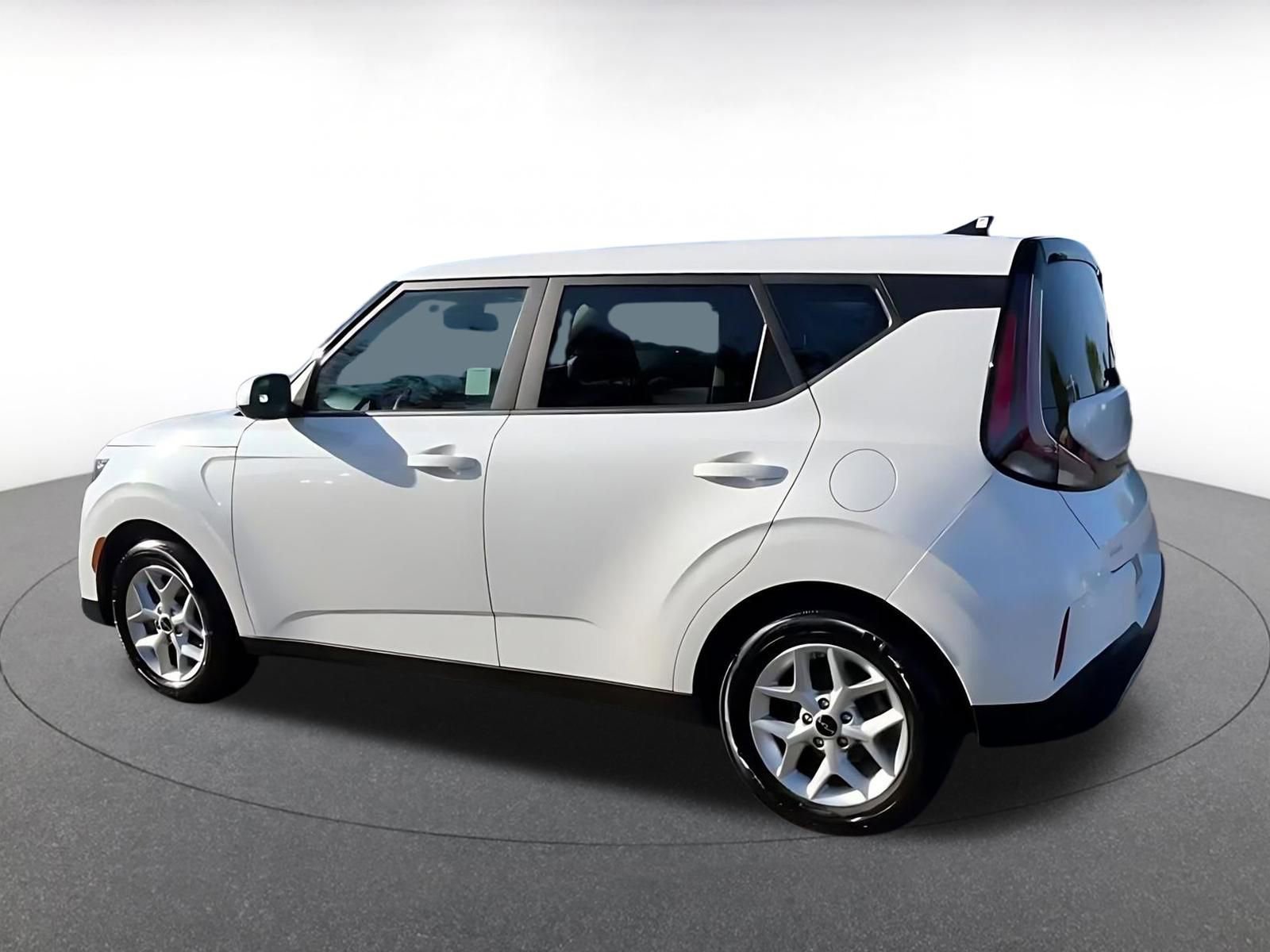 Thumbnail: 2025 Kia Soul - 10