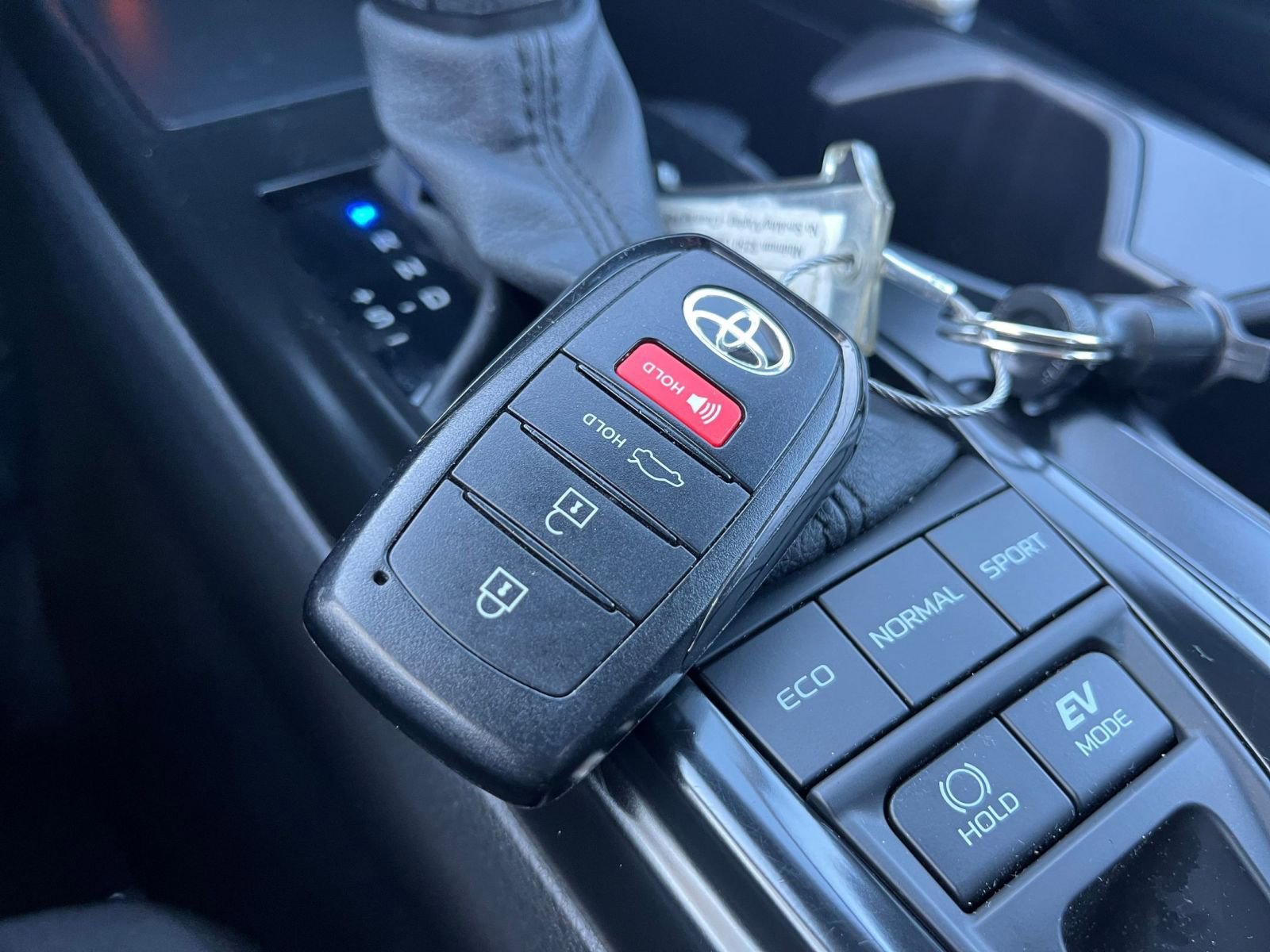 Thumbnail: 2025 Toyota Camry - 22