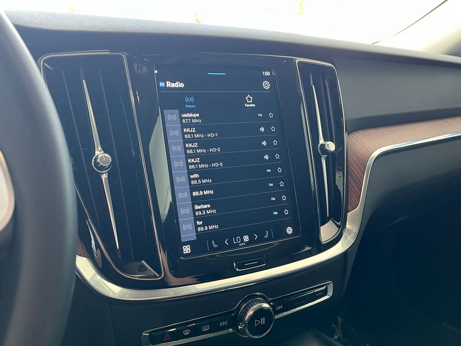 Thumbnail: 2025 Volvo S60 - 18