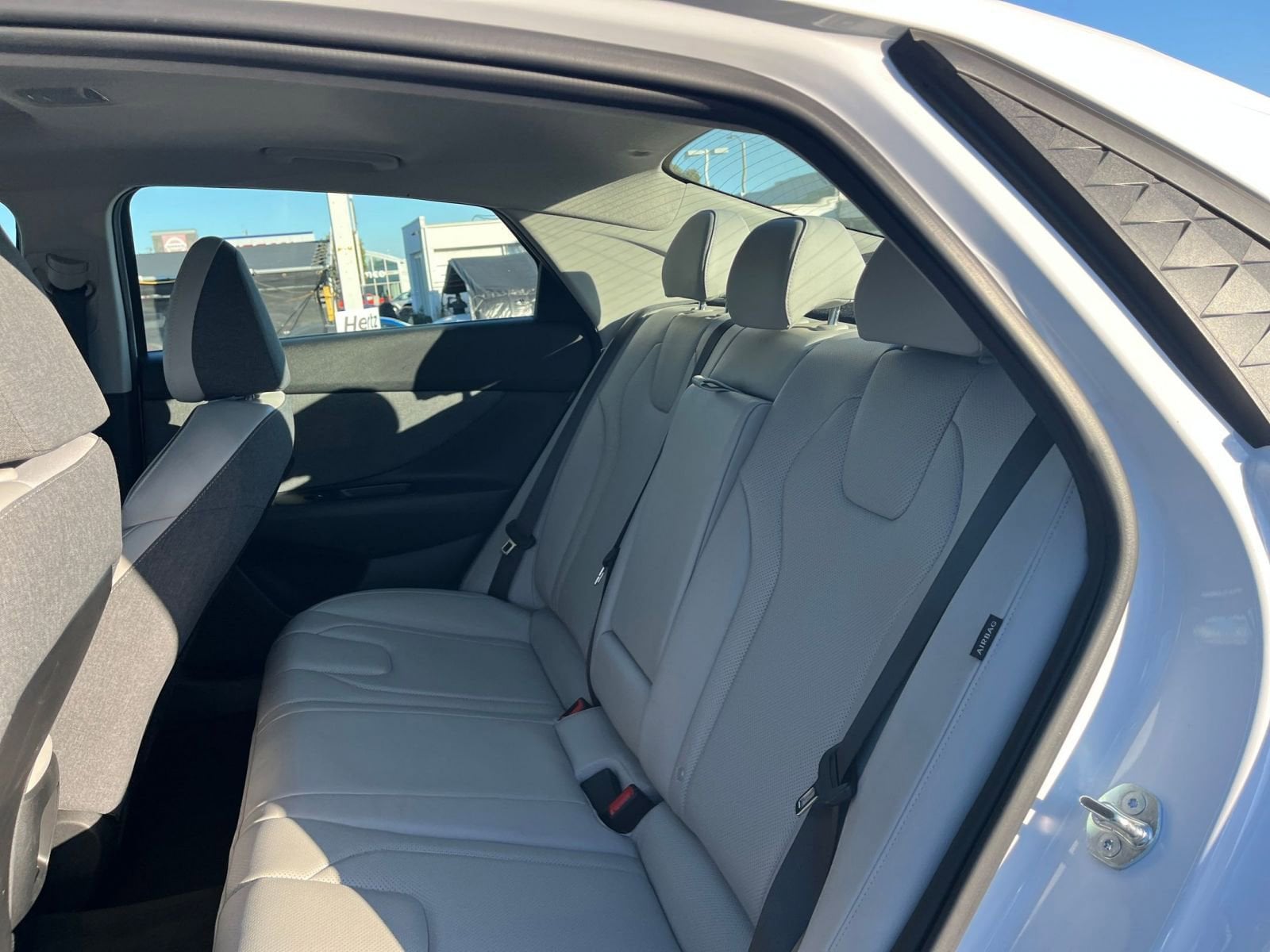 Thumbnail: 2025 Hyundai Elantra - 27