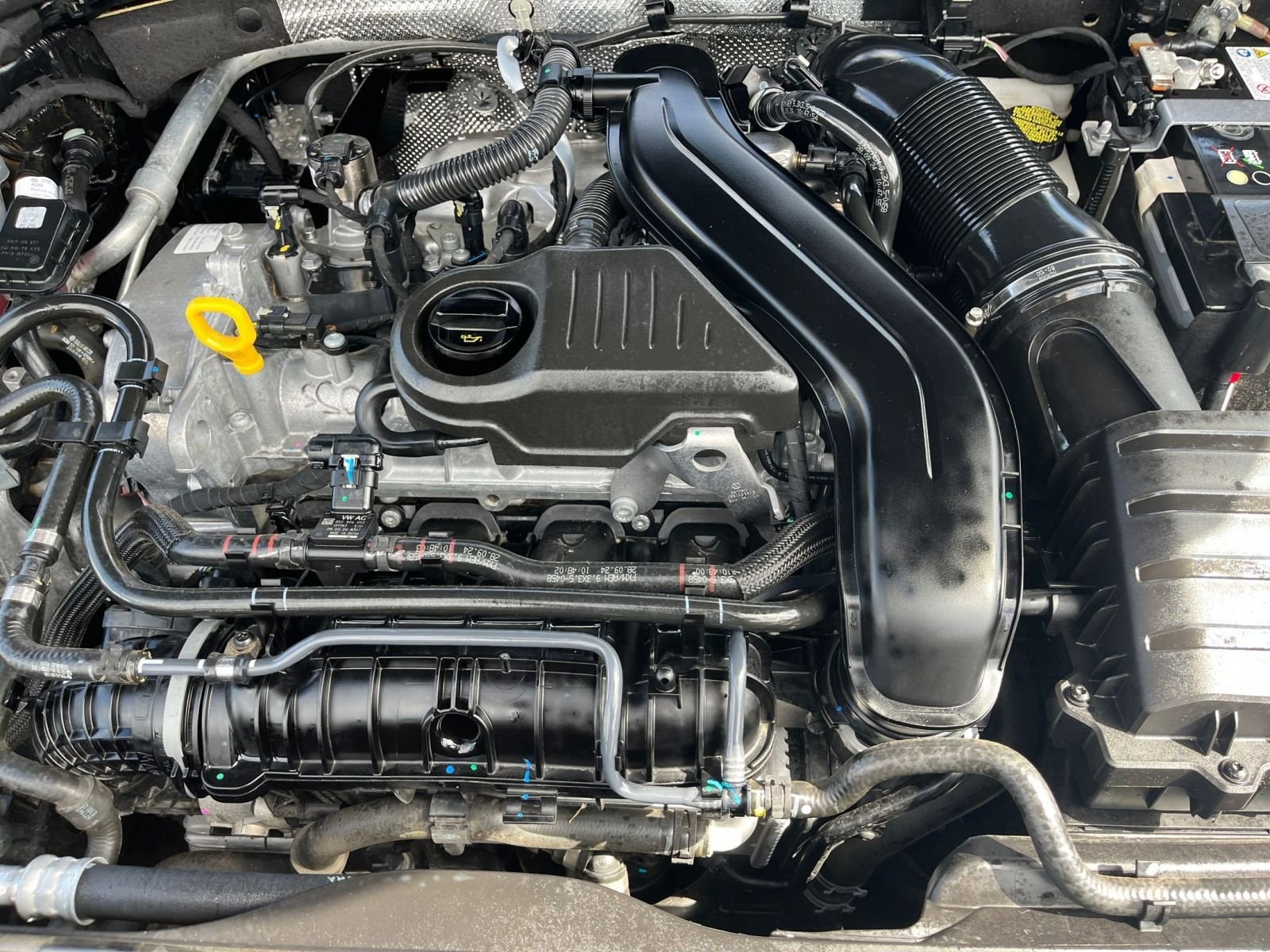 Thumbnail: 2025 Volkswagen Jetta - 32