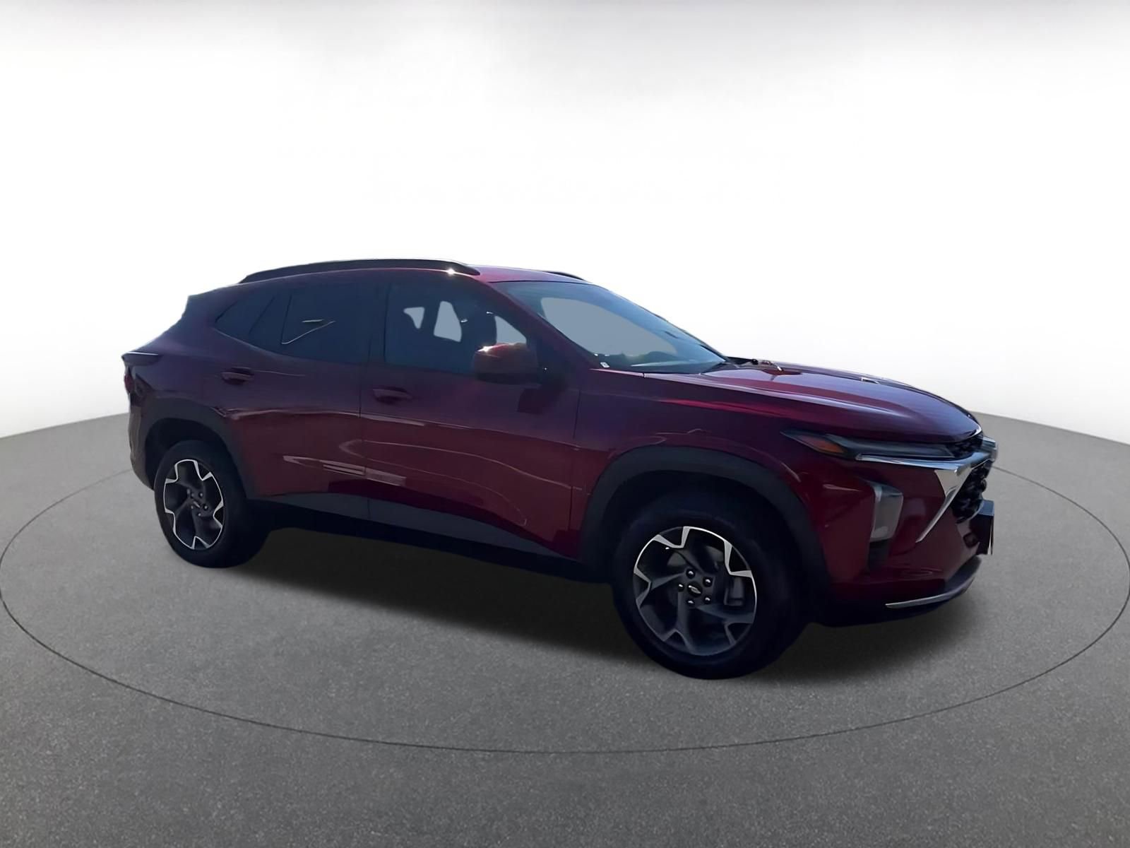 Thumbnail: 2025 Chevrolet Trax - 2