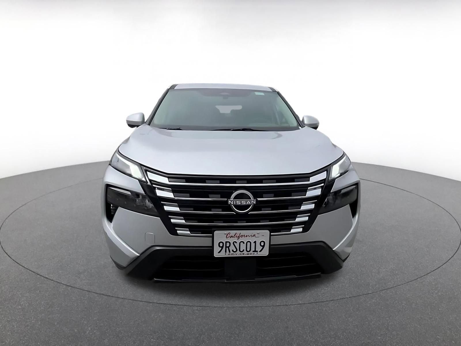 Thumbnail: 2025 Nissan Rogue - 4