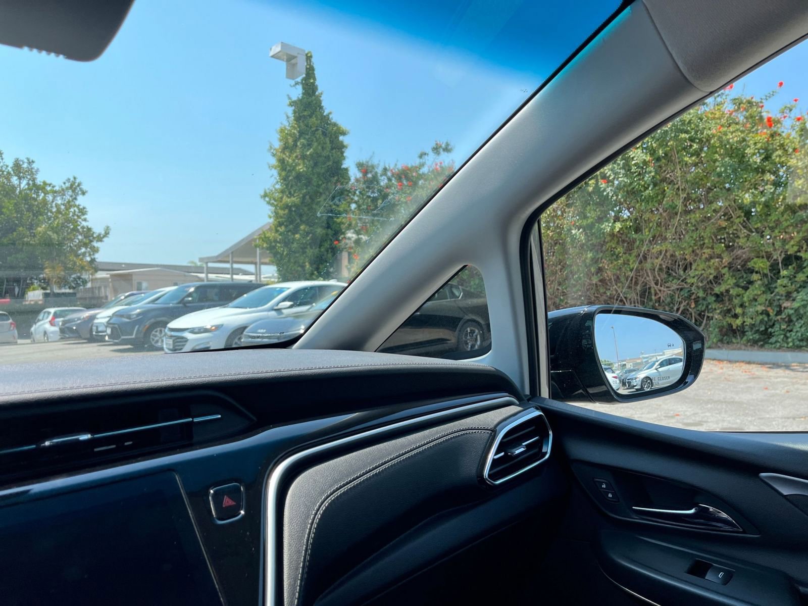Thumbnail: 2023 Chevrolet Bolt EV - 34
