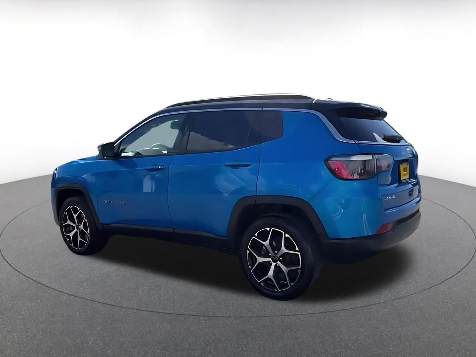 Thumbnail: 2025 Jeep Compass - 10