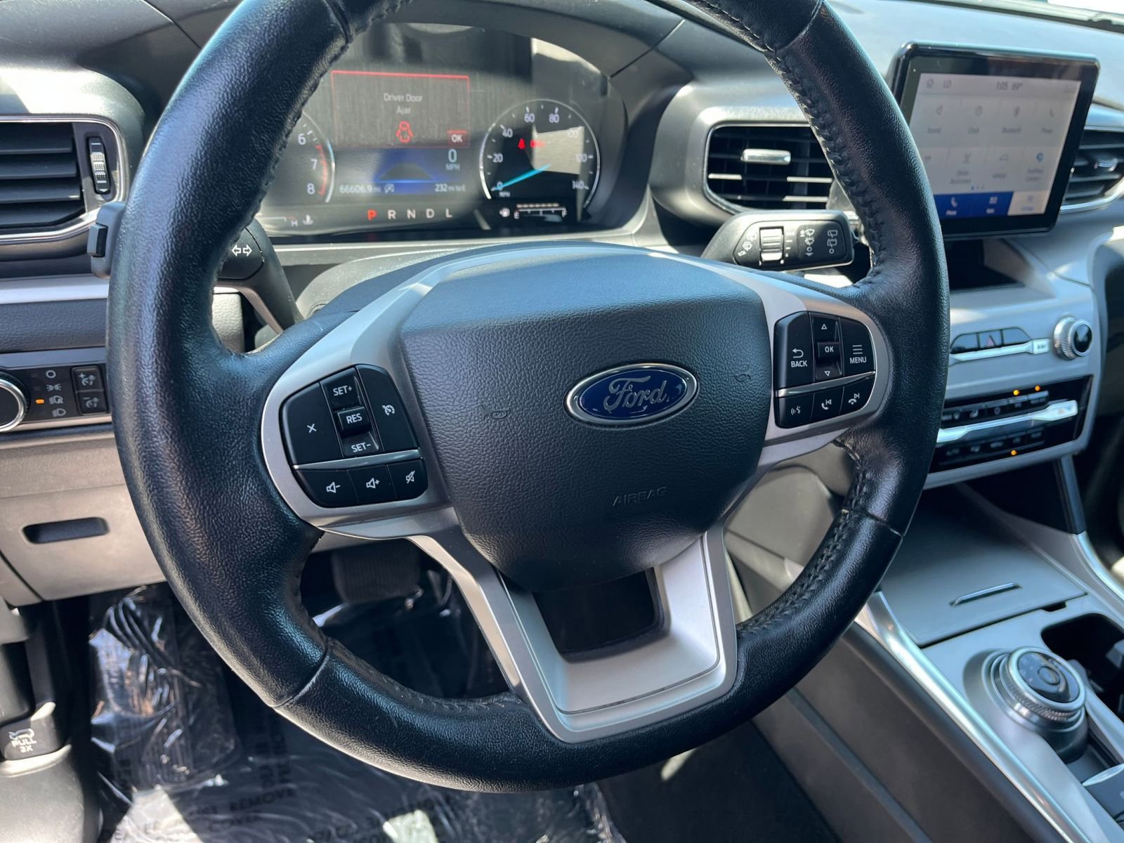 Thumbnail: 2023 Ford Explorer - 29