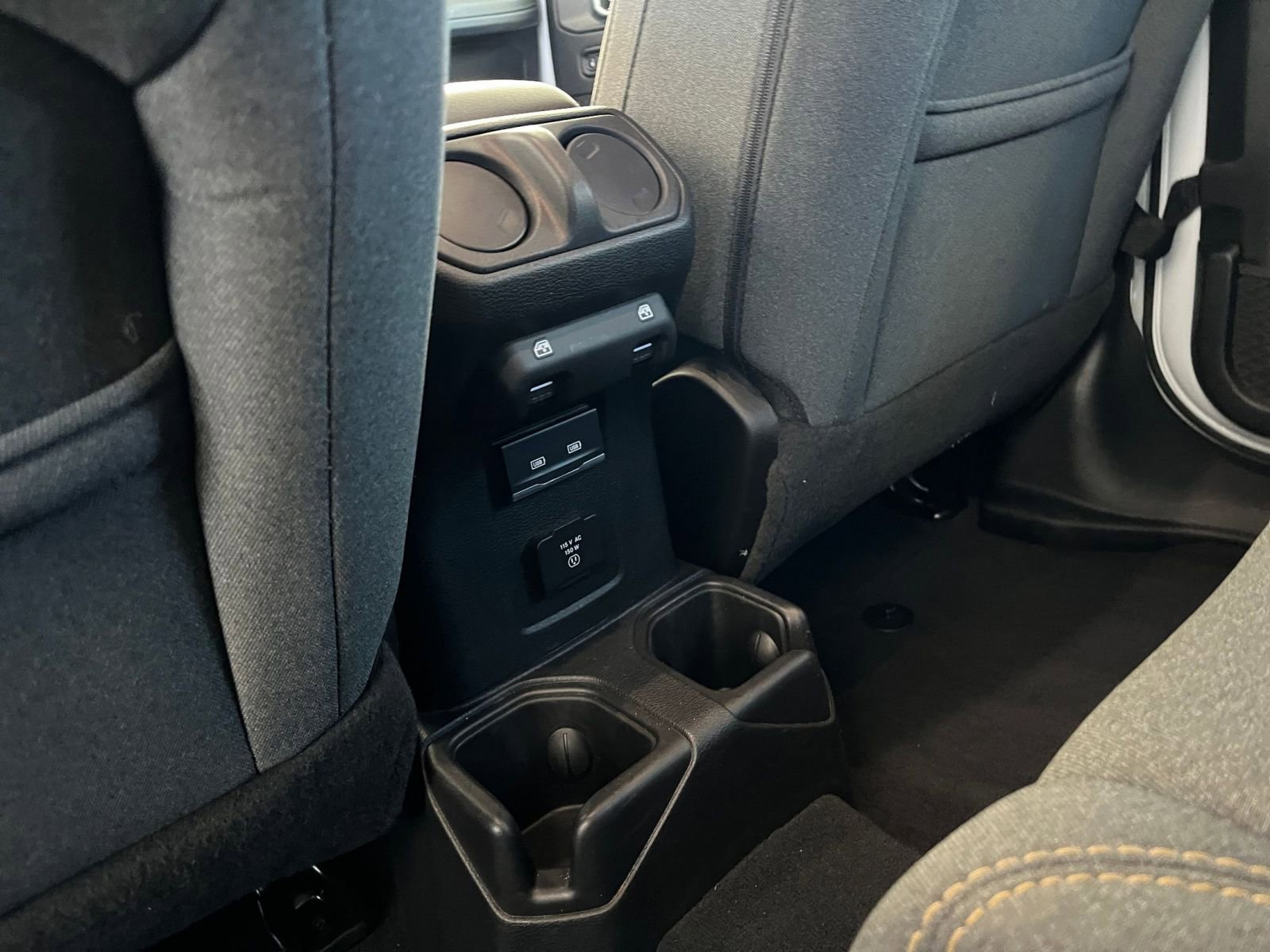 Thumbnail: 2025 Jeep Wrangler - 24