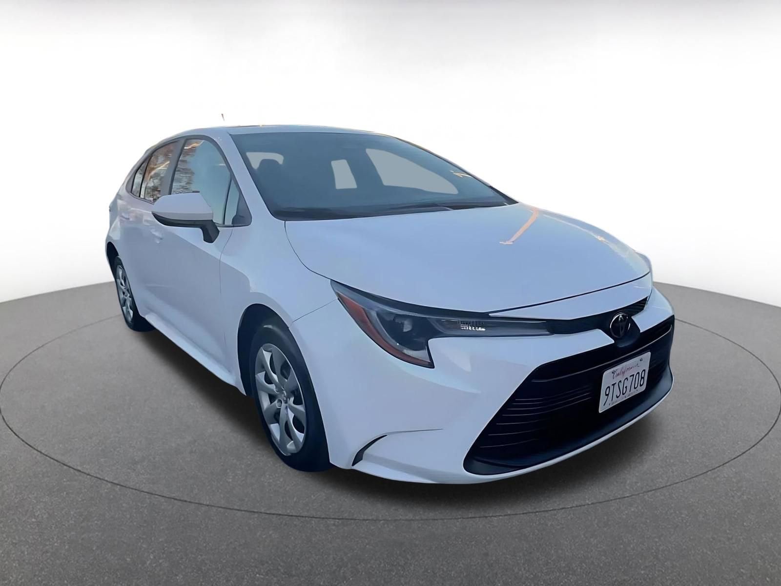 Thumbnail: 2025 Toyota Corolla - 3