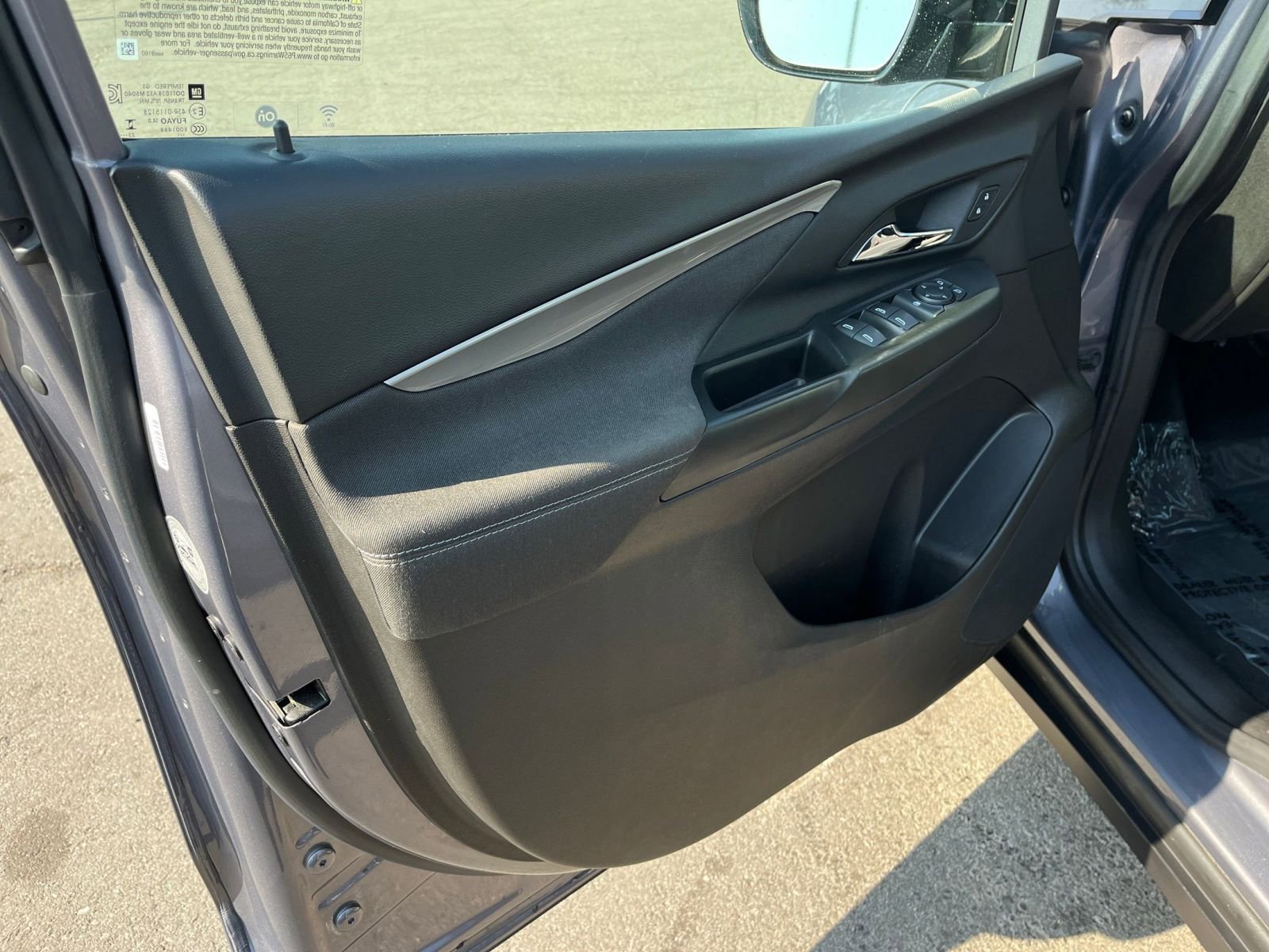 Thumbnail: 2023 Chevrolet Bolt EV - 20