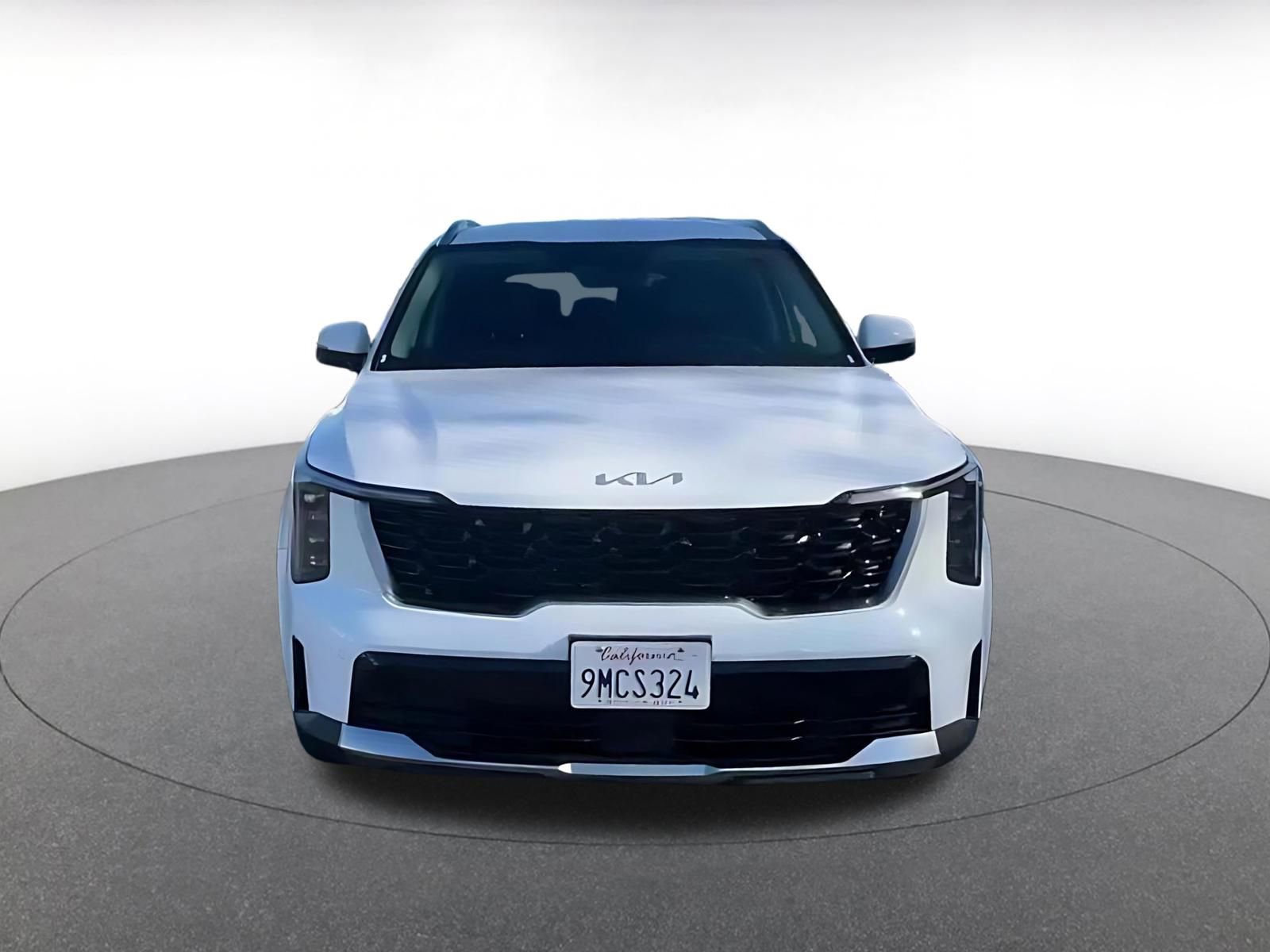 Thumbnail: 2024 Kia Sorento - 4