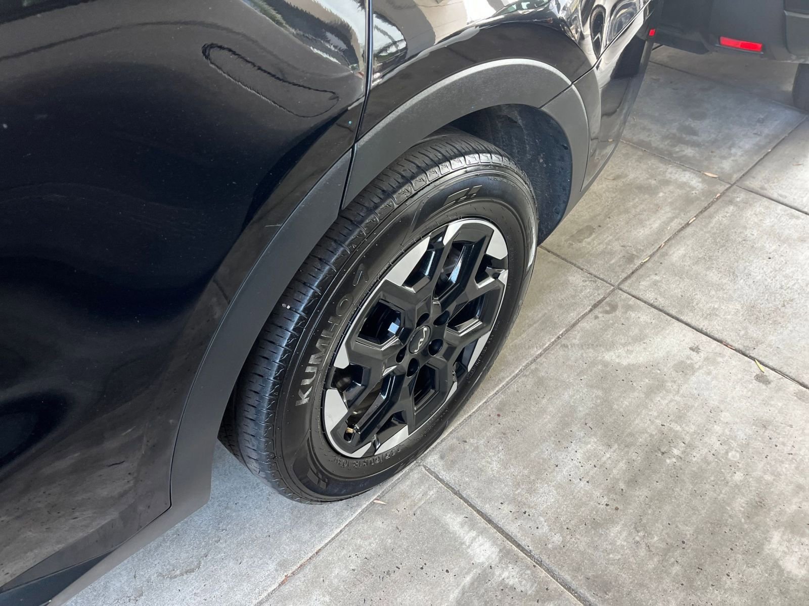 Thumbnail: 2024 Kia Sorento - 32