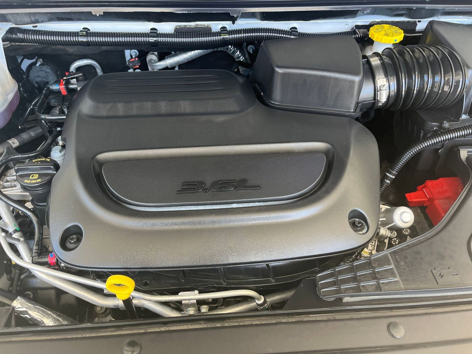 2024 Chrysler Pacifica Touring L 27