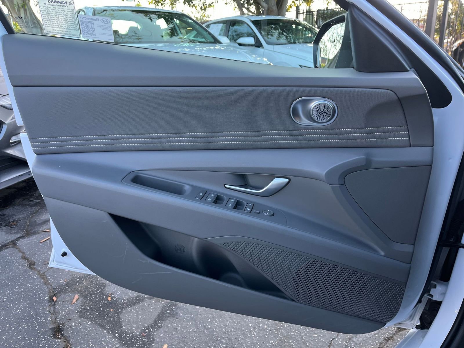 Thumbnail: 2025 Hyundai Elantra - 20