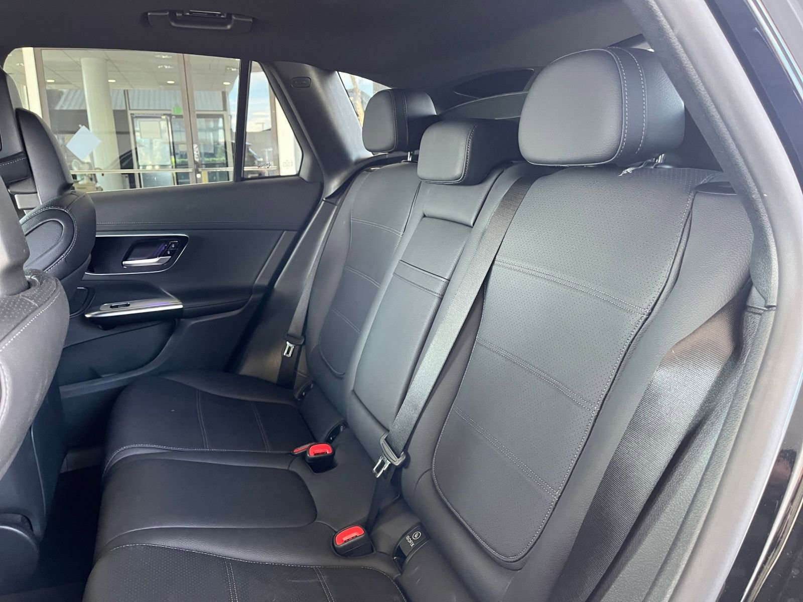 Thumbnail: 2024 Mercedes-Benz GLC - 25