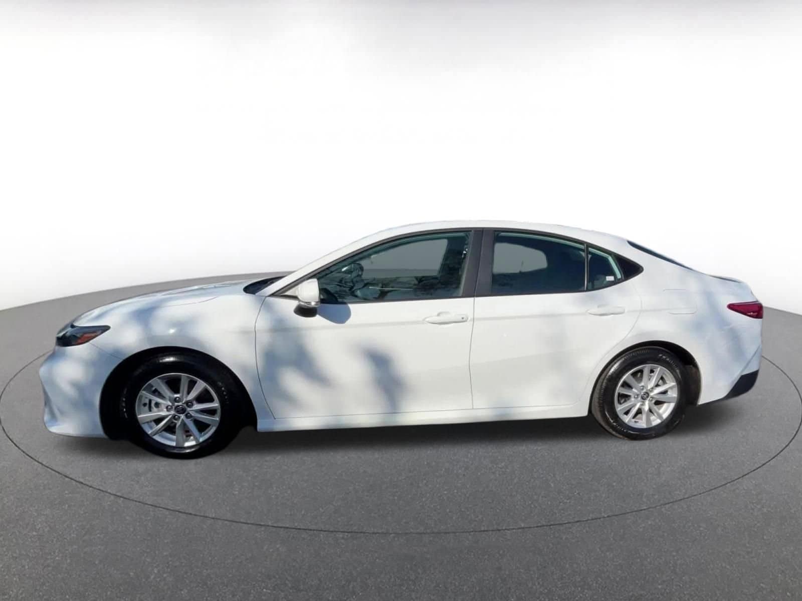 Thumbnail: 2025 Toyota Camry - 9