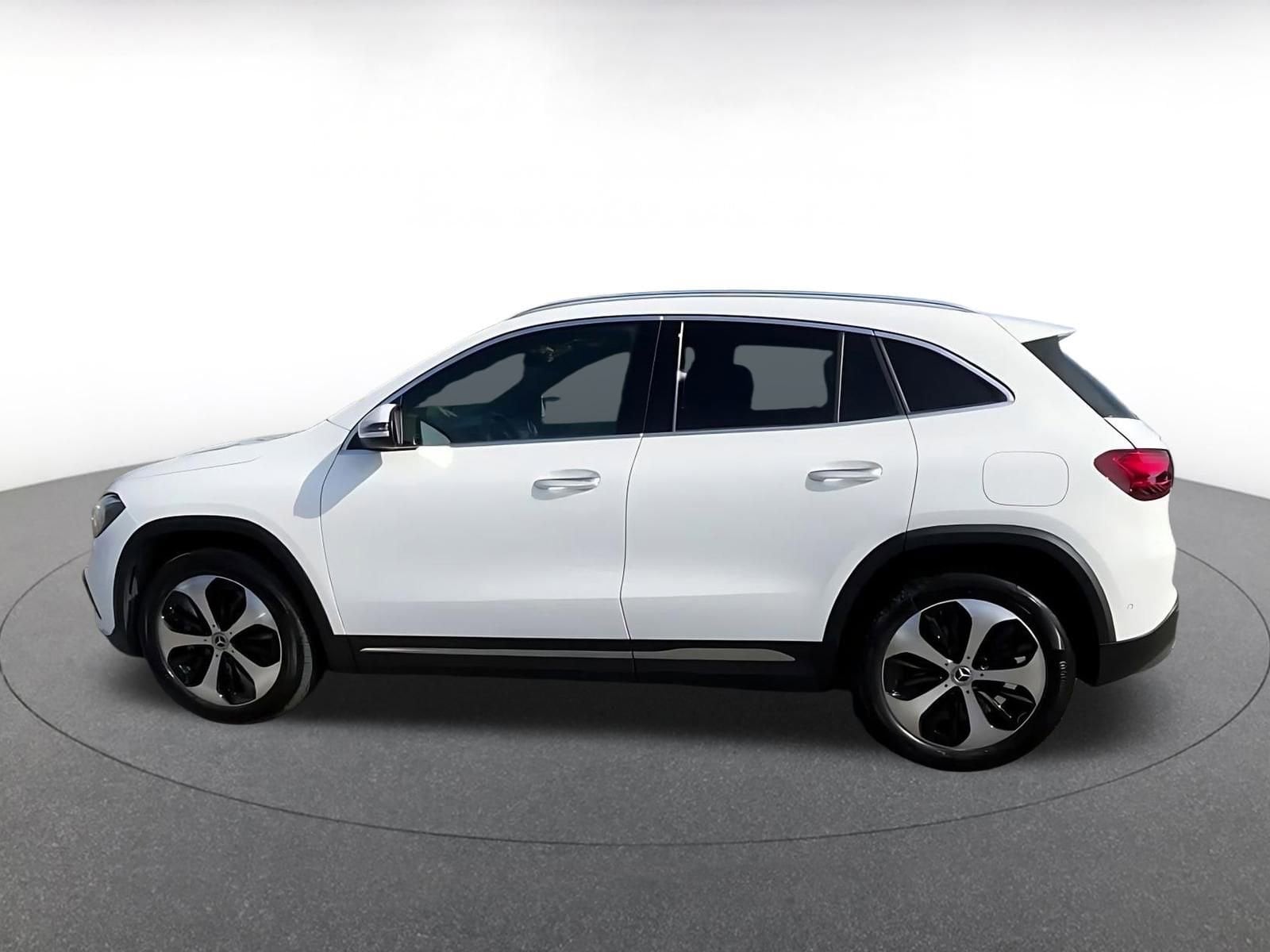 Thumbnail: 2025 Mercedes-Benz GLA - 9