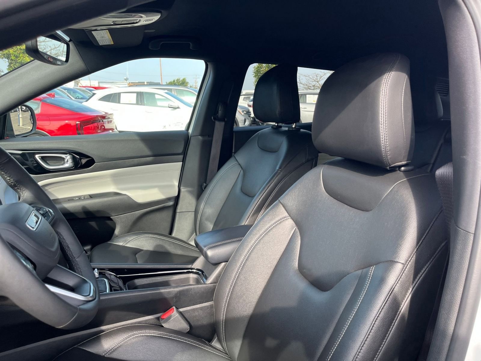 Thumbnail: 2025 Jeep Compass - 27