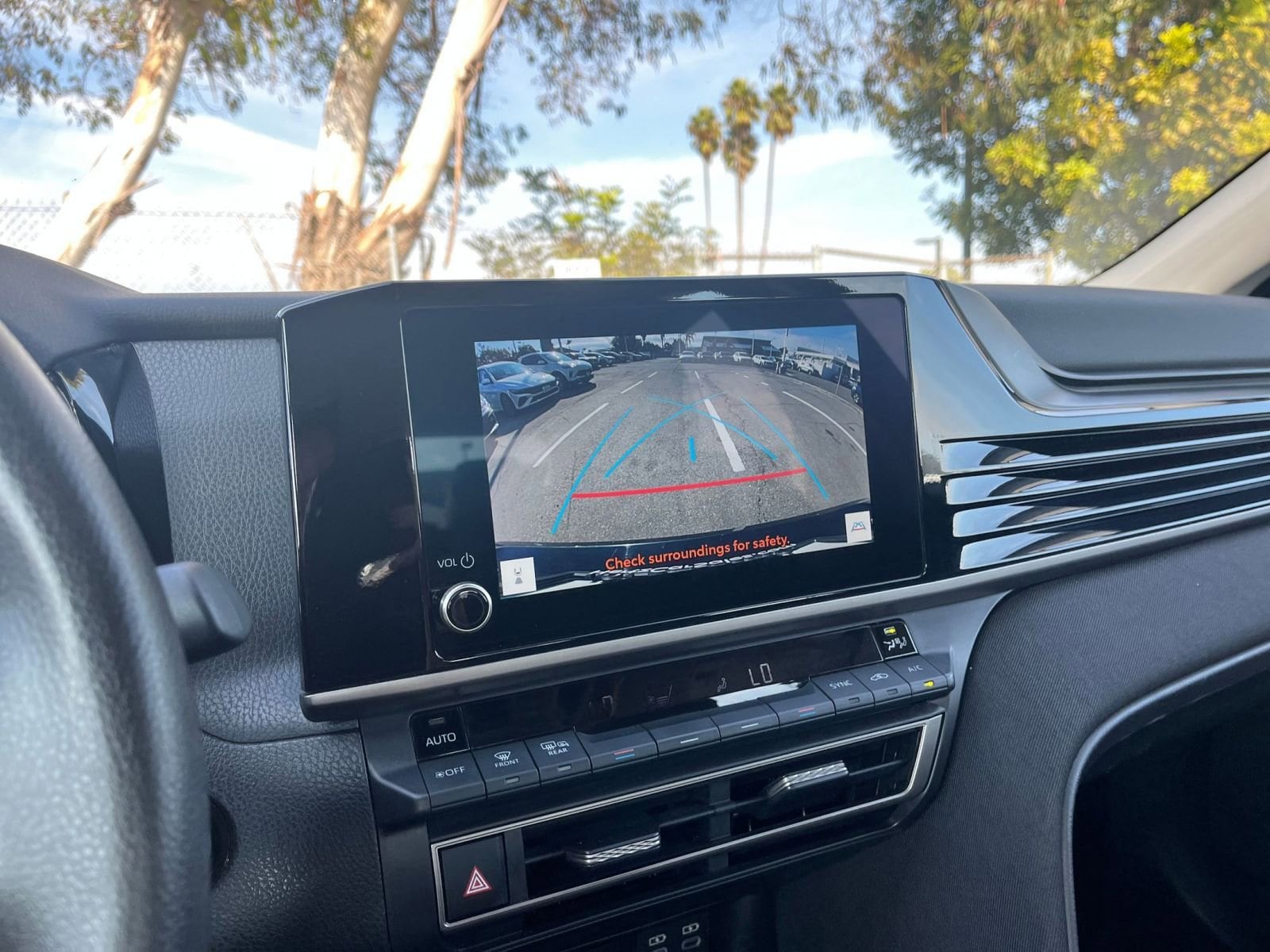 Thumbnail: 2025 Toyota Camry - 17