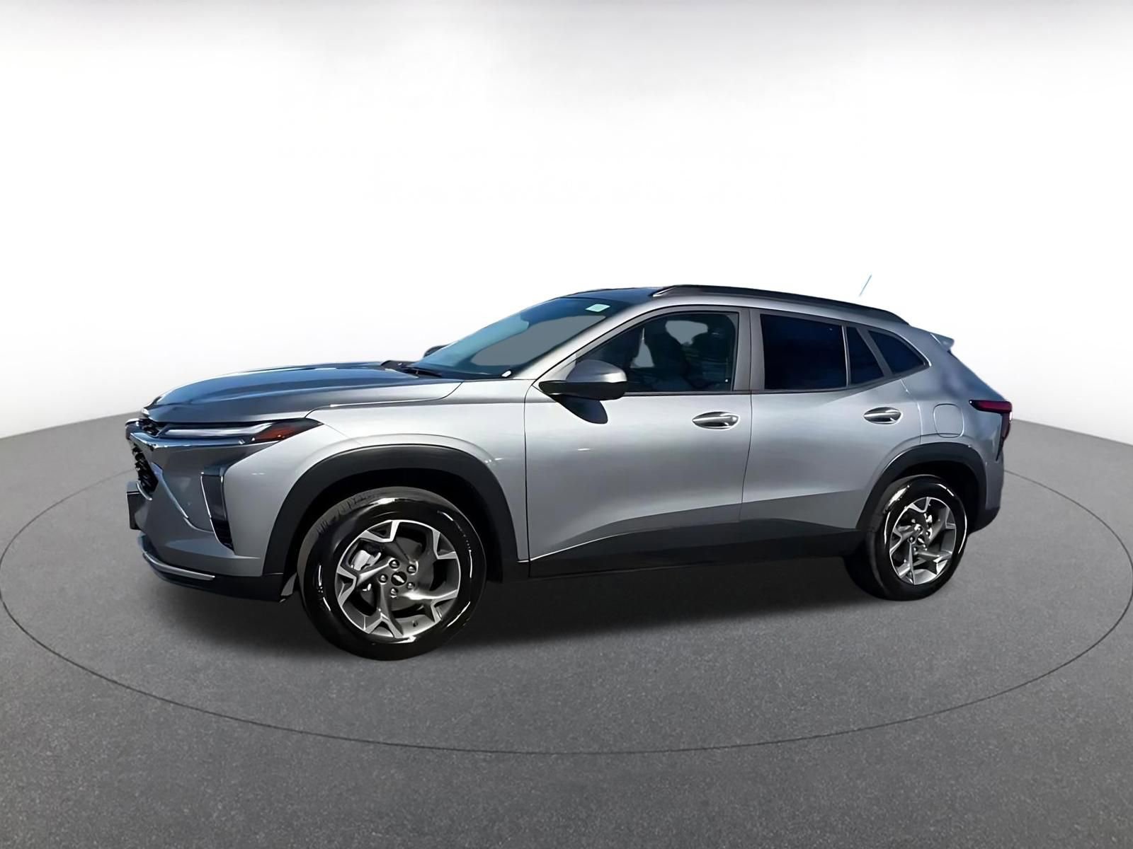 Thumbnail: 2025 Chevrolet Trax - 8