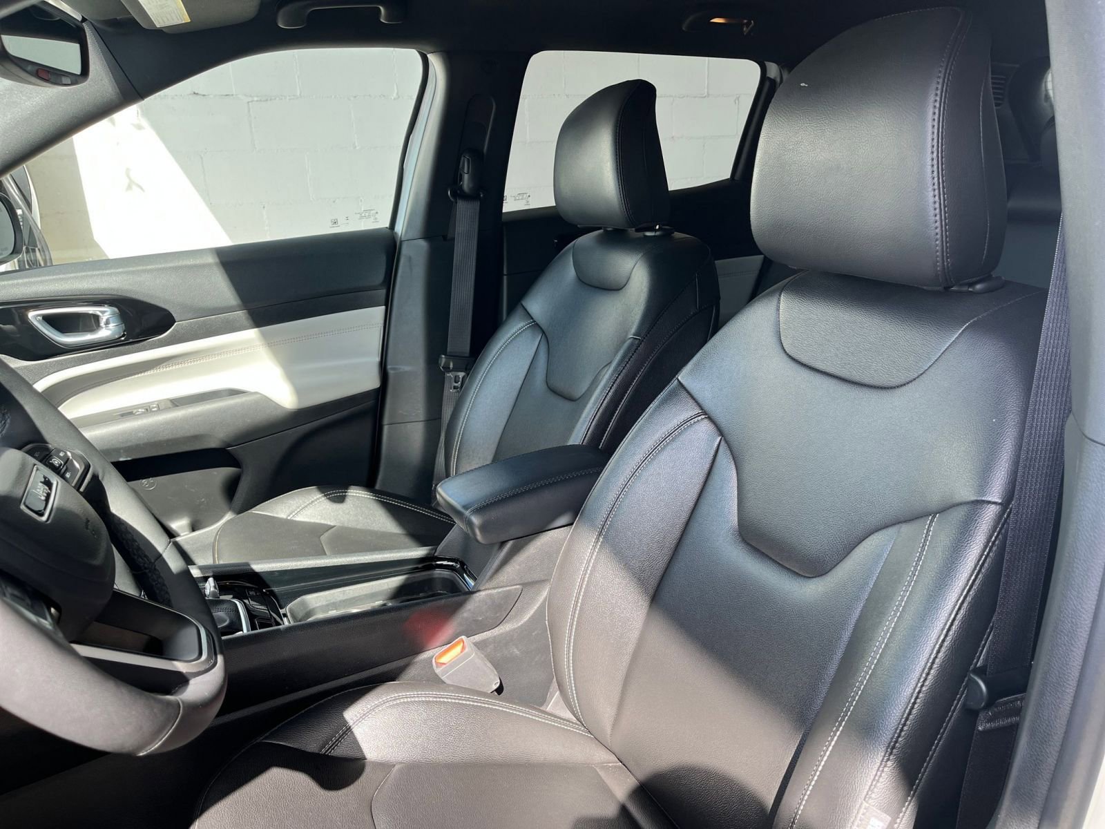 Thumbnail: 2025 Jeep Compass - 27