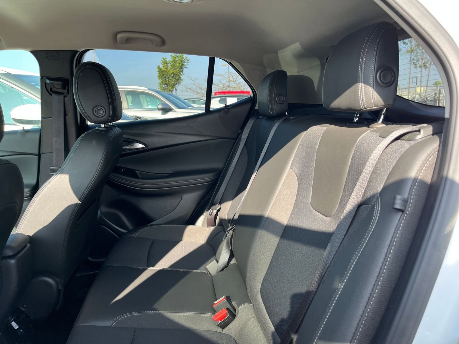 Thumbnail: 2025 Buick Encore GX - 25