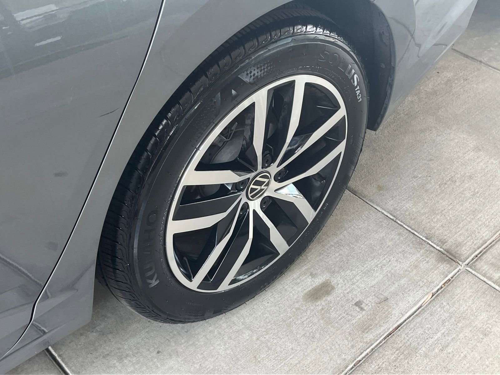 Thumbnail: 2025 Volkswagen Jetta - 30