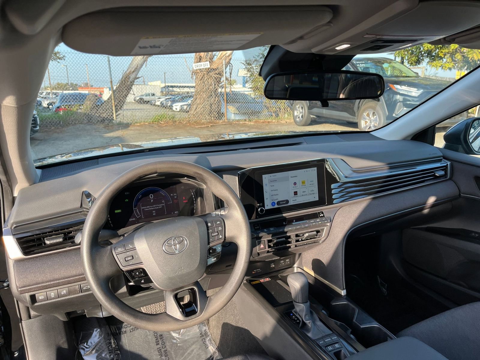 Thumbnail: 2025 Toyota Camry - 33