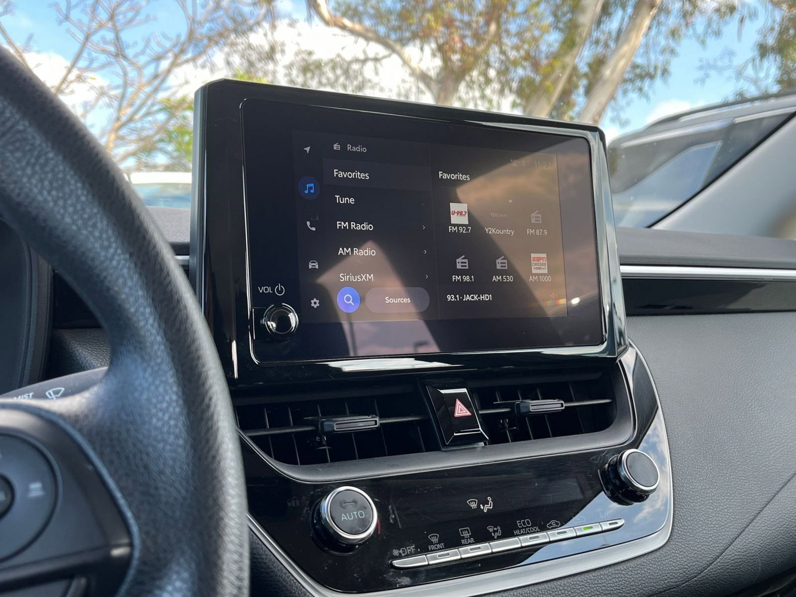 Thumbnail: 2025 Toyota Corolla - 18