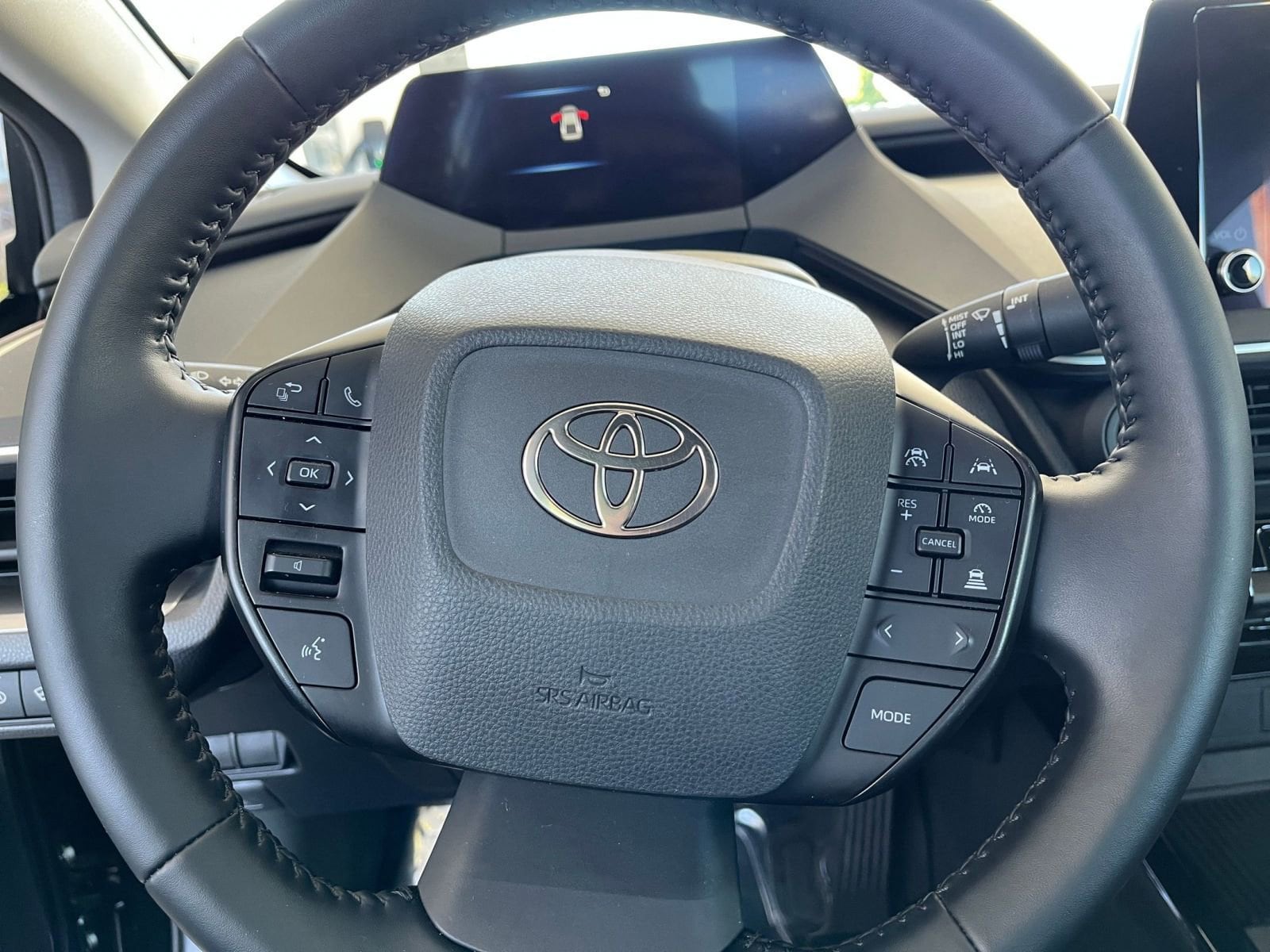 Thumbnail: 2025 Toyota Prius - 28