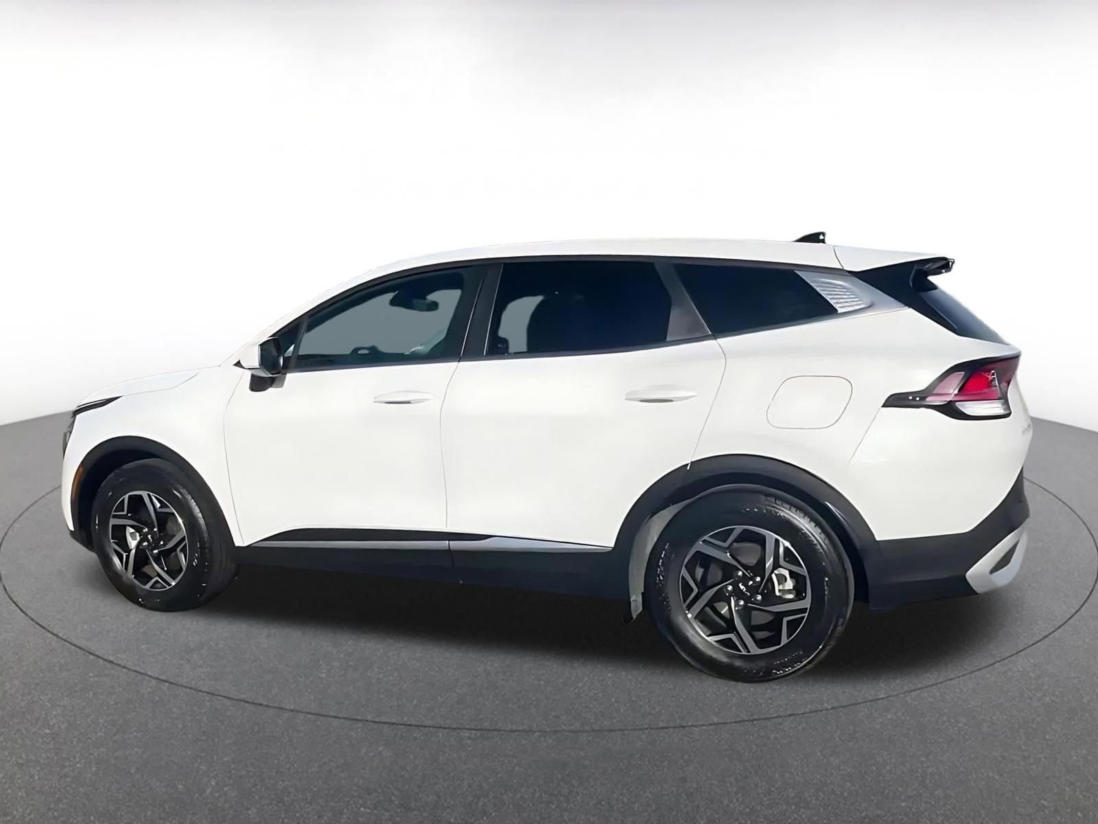 Thumbnail: 2025 Kia Sportage - 10