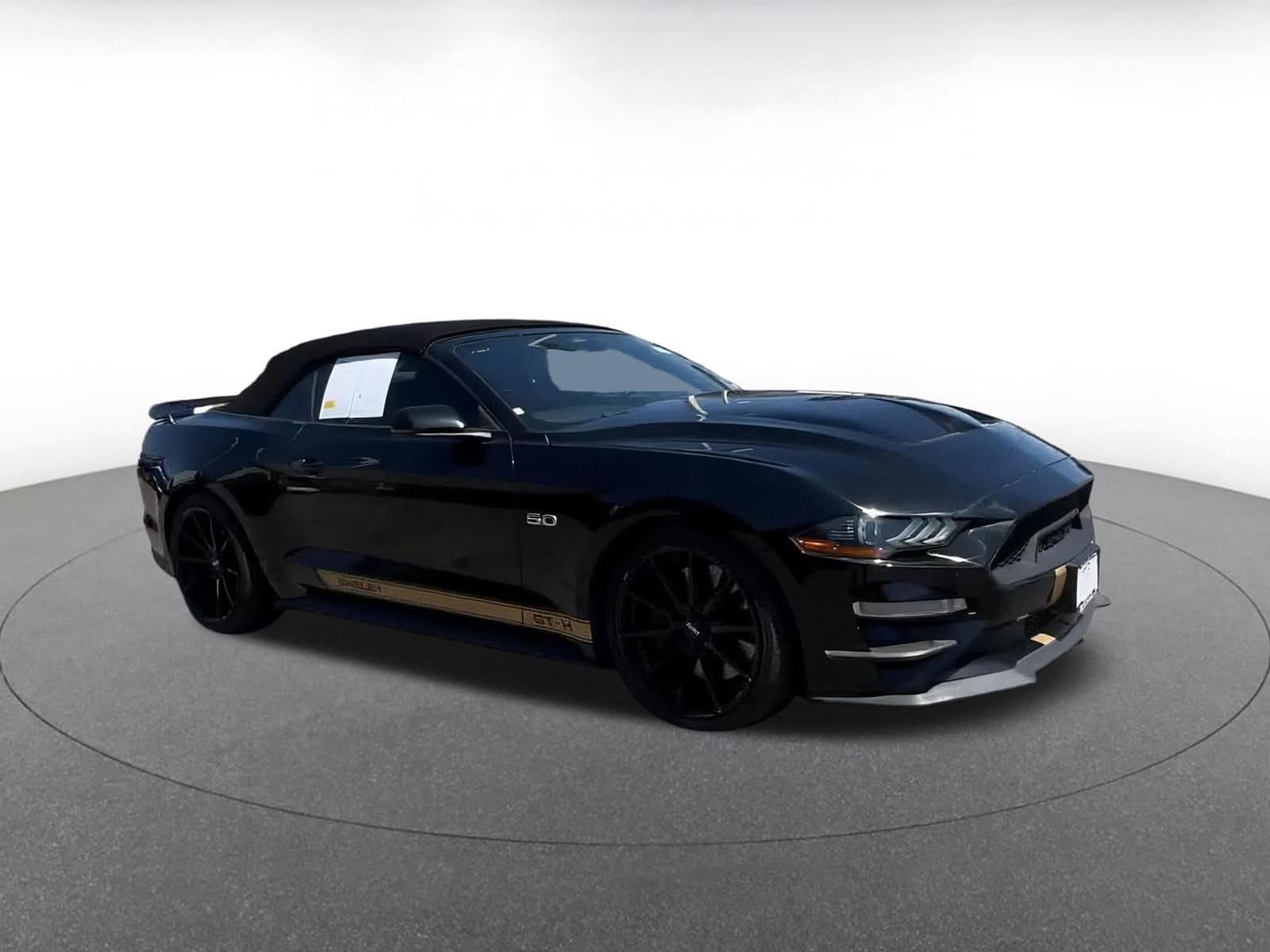2022 Ford Mustang GT Premium 2