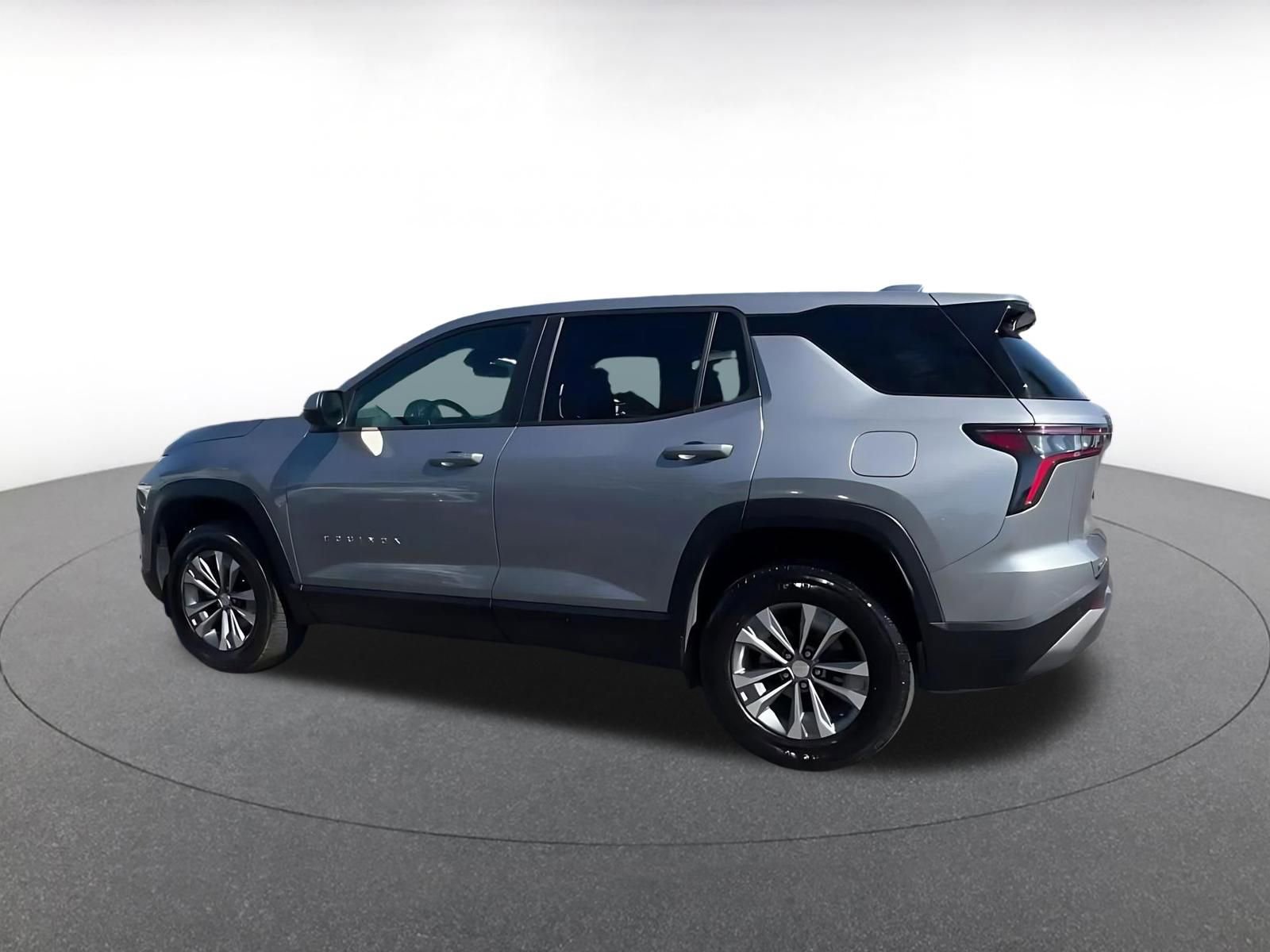 Thumbnail: 2025 Chevrolet Equinox - 10
