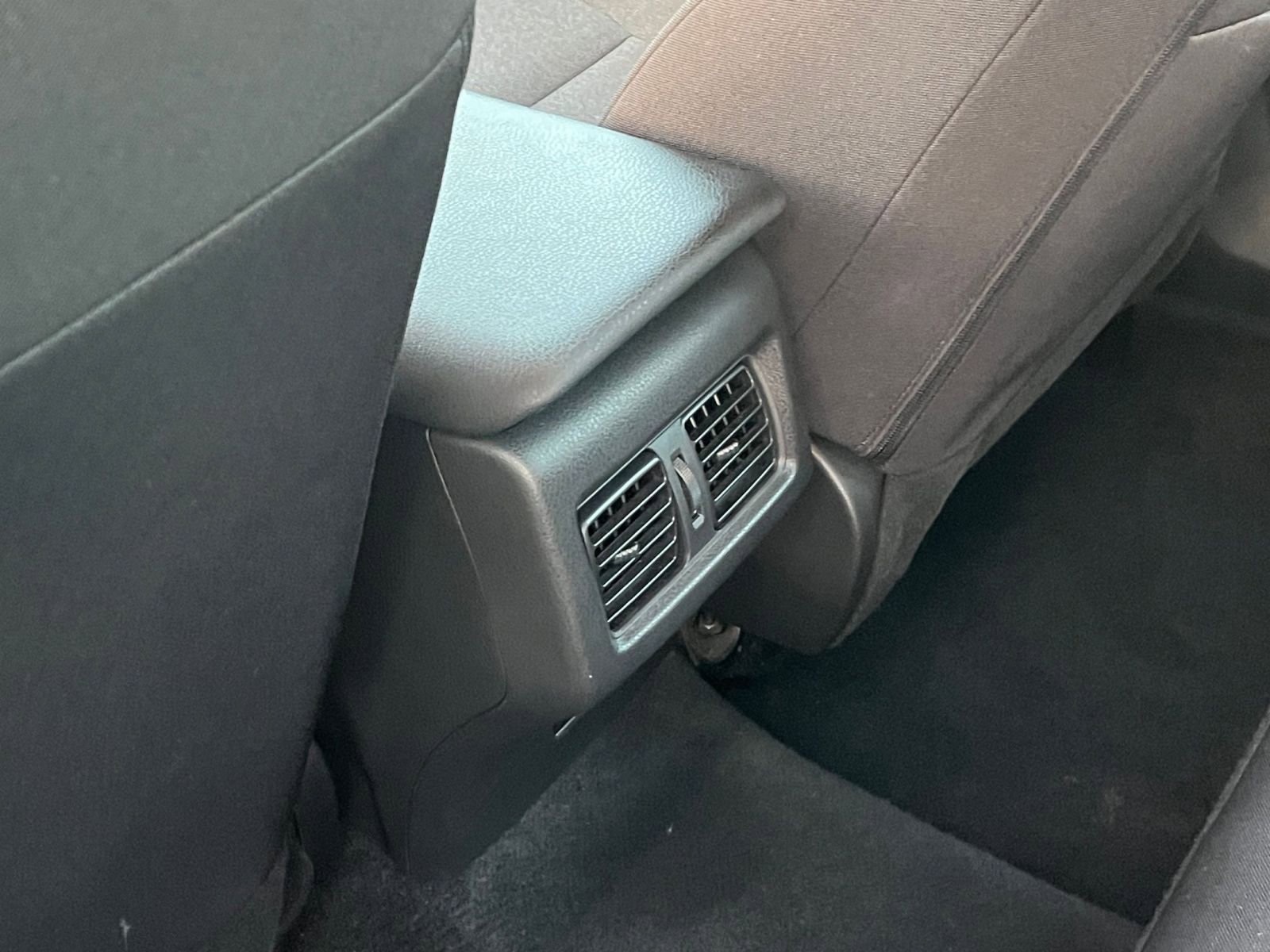 Thumbnail: 2025 Toyota Camry - 24