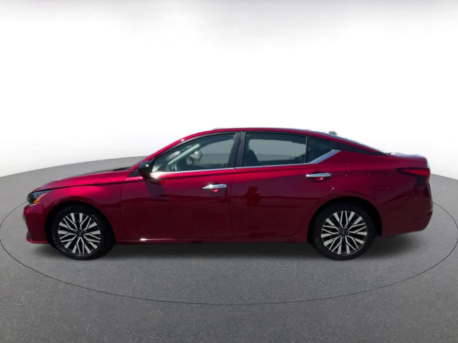 Thumbnail: 2024 Nissan Altima - 8