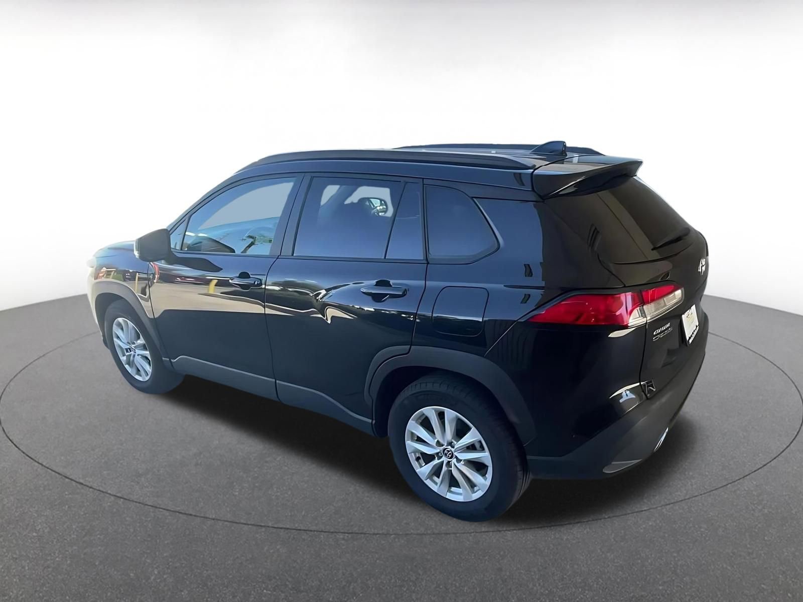 Thumbnail: 2025 Toyota Corolla Cross - 10