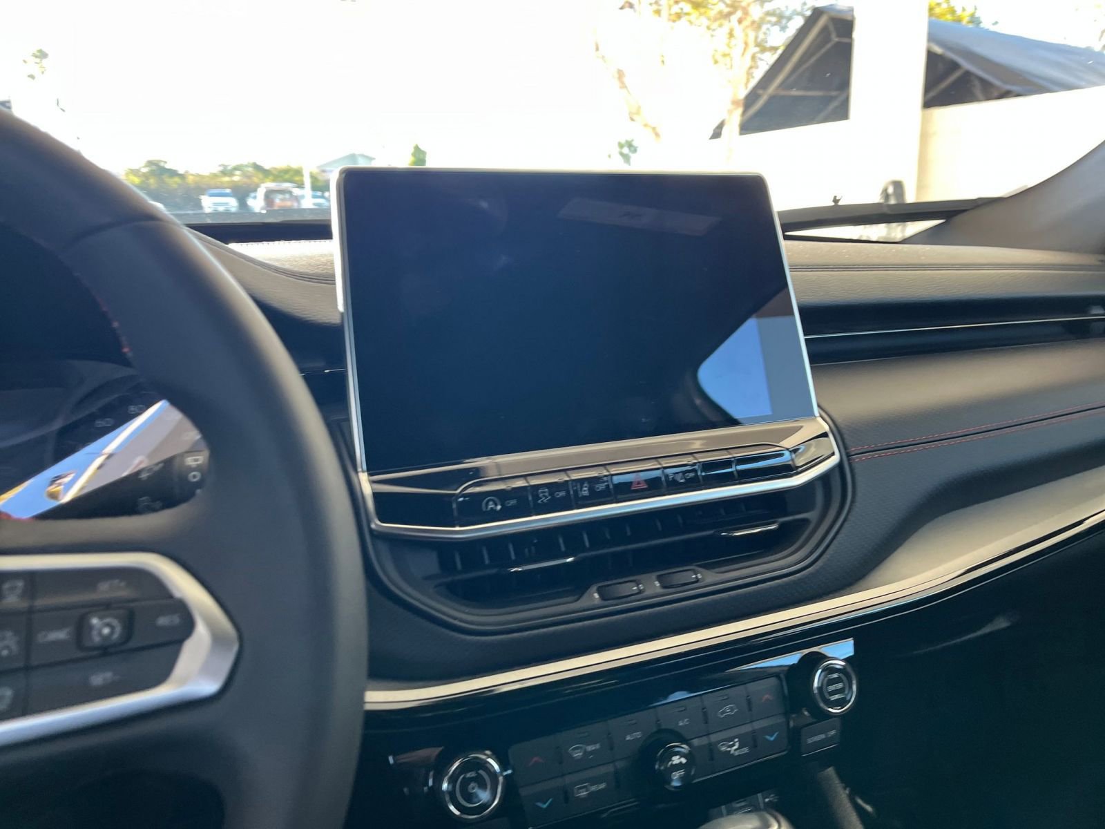 Thumbnail: 2025 Jeep Compass - 18