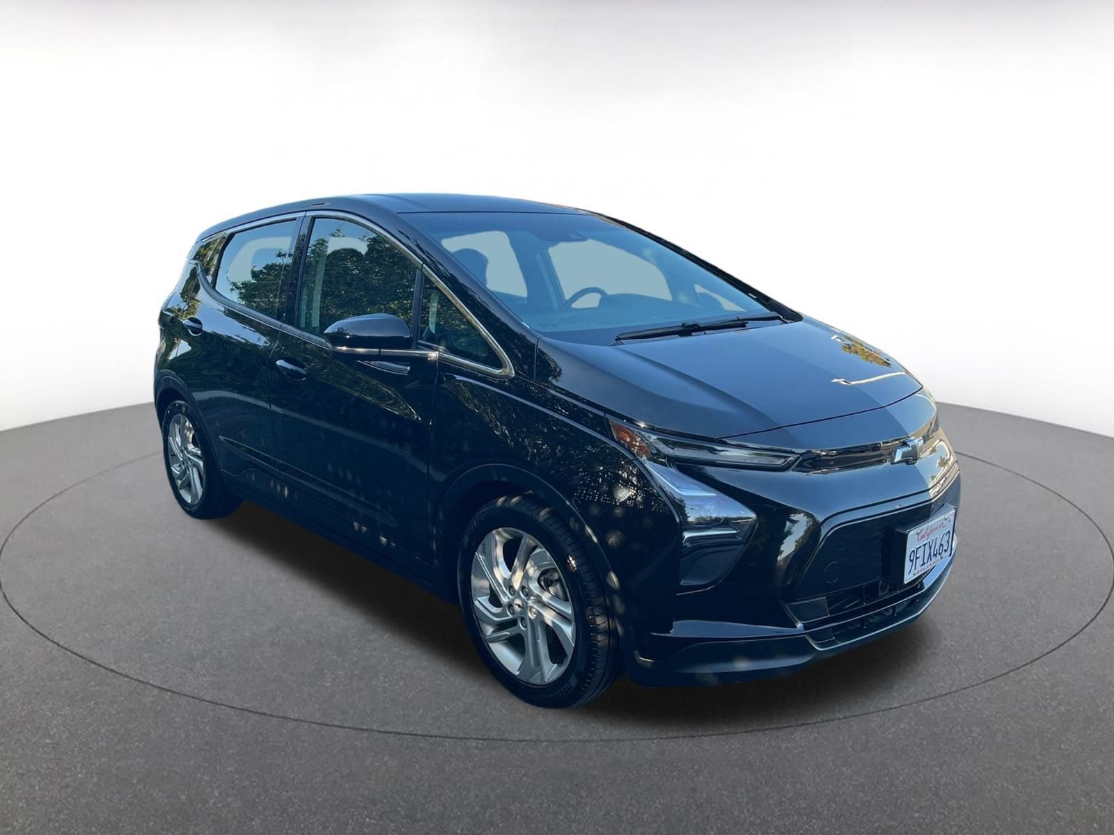 Thumbnail: 2023 Chevrolet Bolt EV - 1