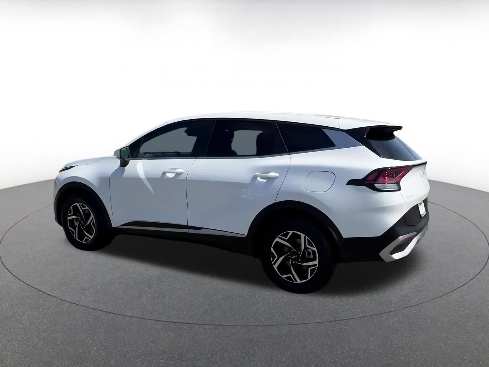 Thumbnail: 2024 Kia Sportage - 10