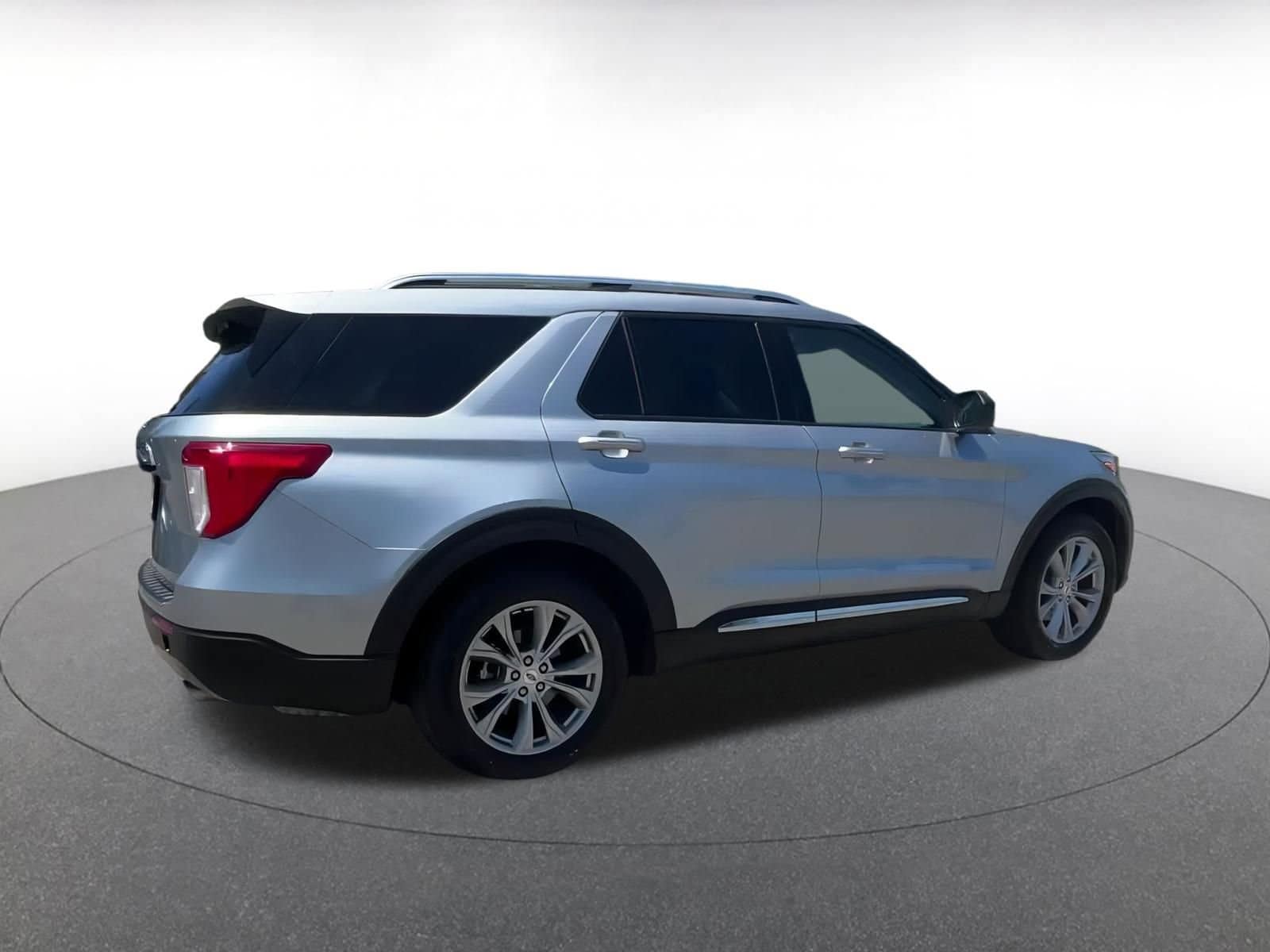 Thumbnail: 2023 Ford Explorer - 14