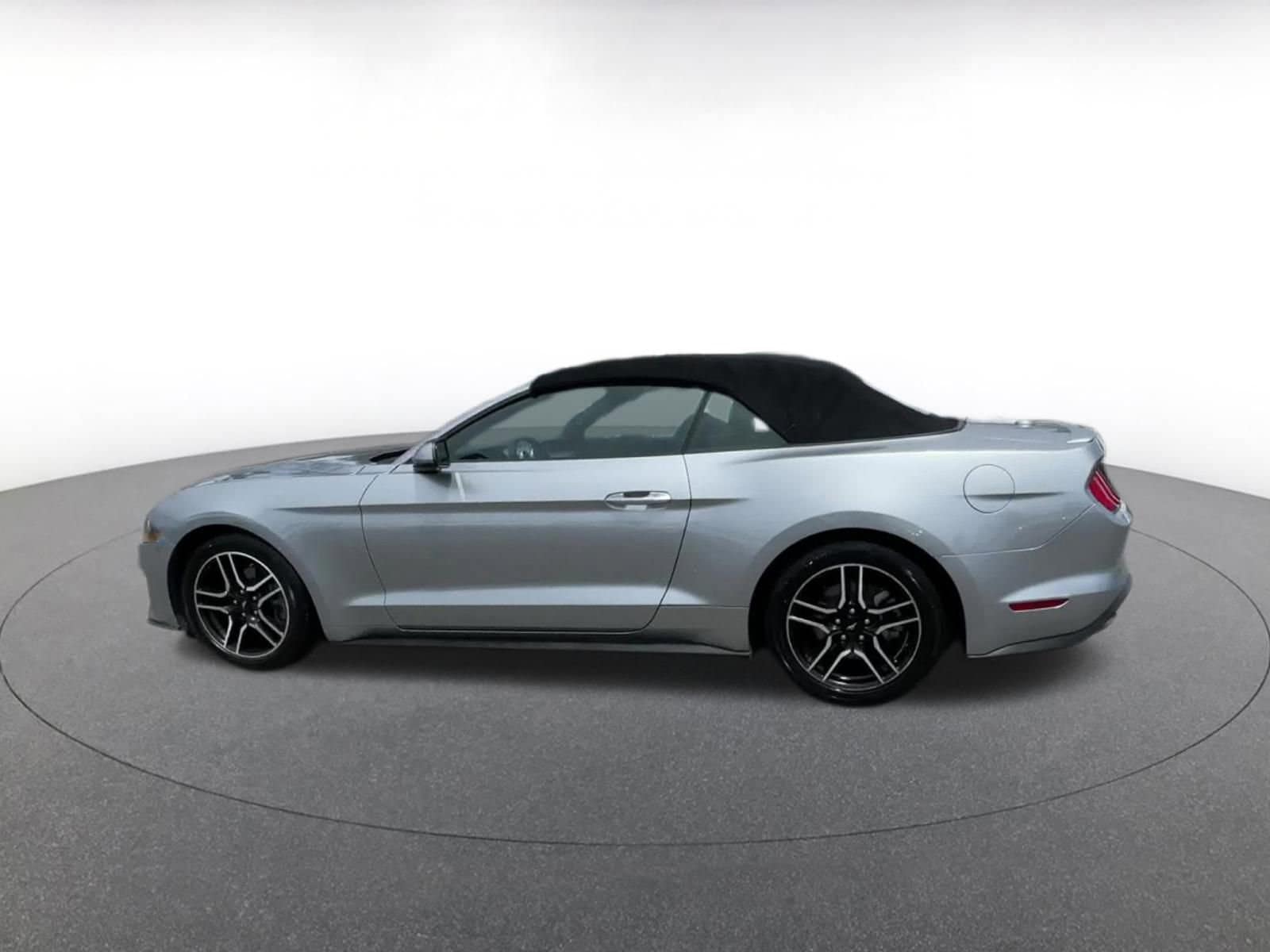Thumbnail: 2023 Ford Mustang - 4