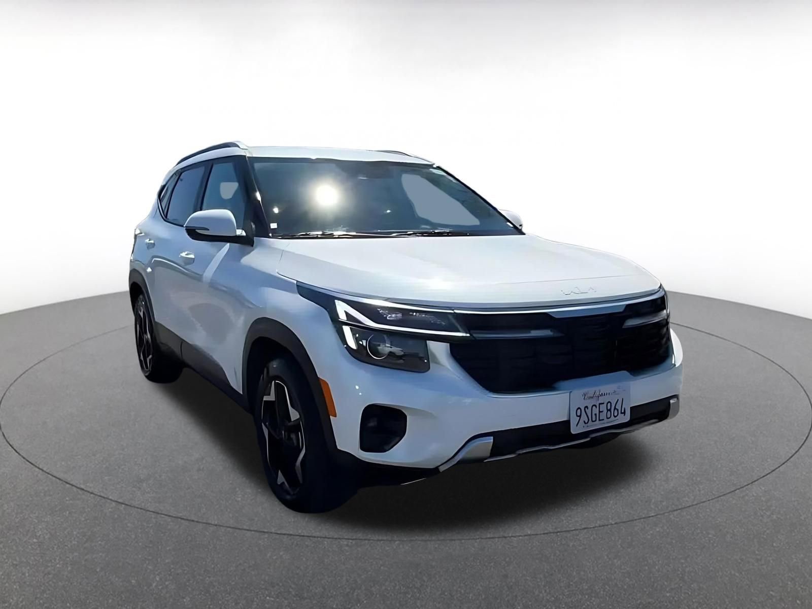 Thumbnail: 2025 Kia Seltos - 3