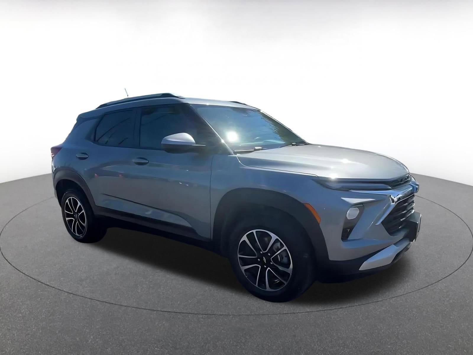 Thumbnail: 2025 Chevrolet TrailBlazer - 2