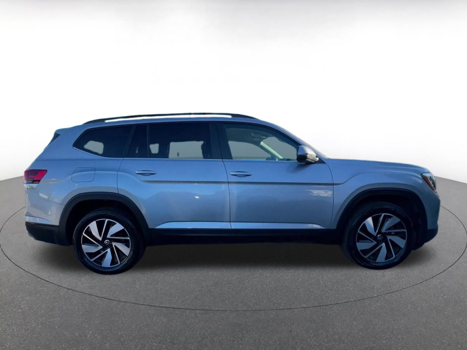 Thumbnail: 2025 Volkswagen Atlas - 16