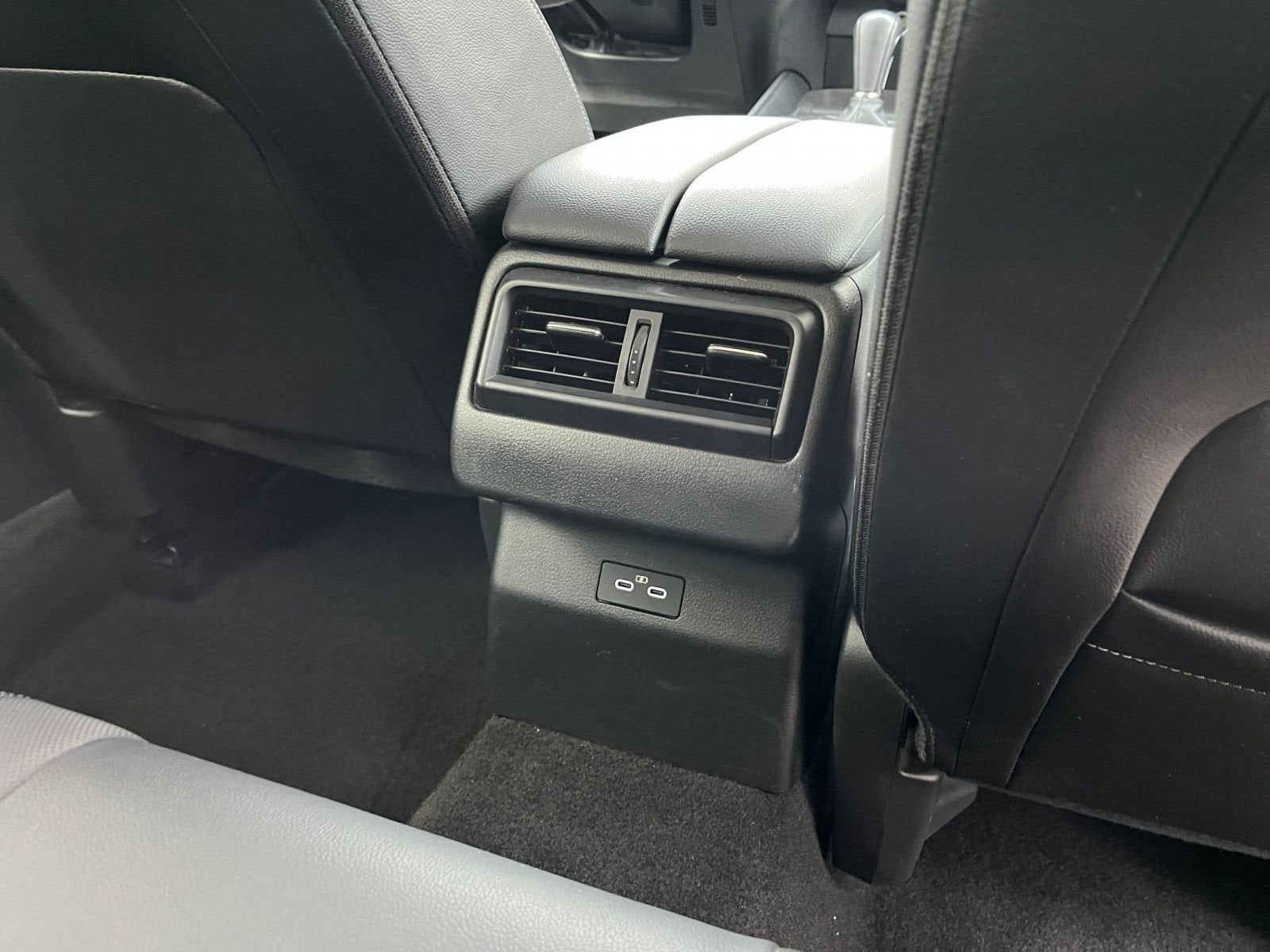 Thumbnail: 2025 Mazda CX-50 - 24