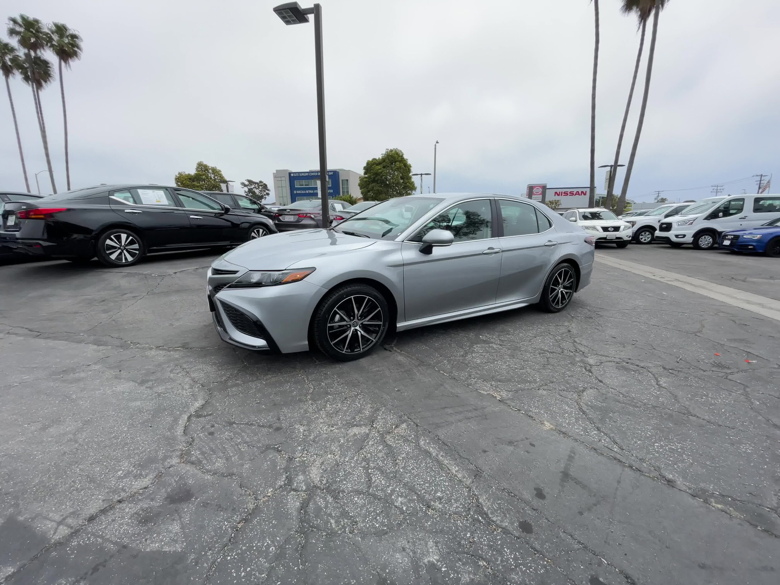 2023 Toyota Camry SE 6