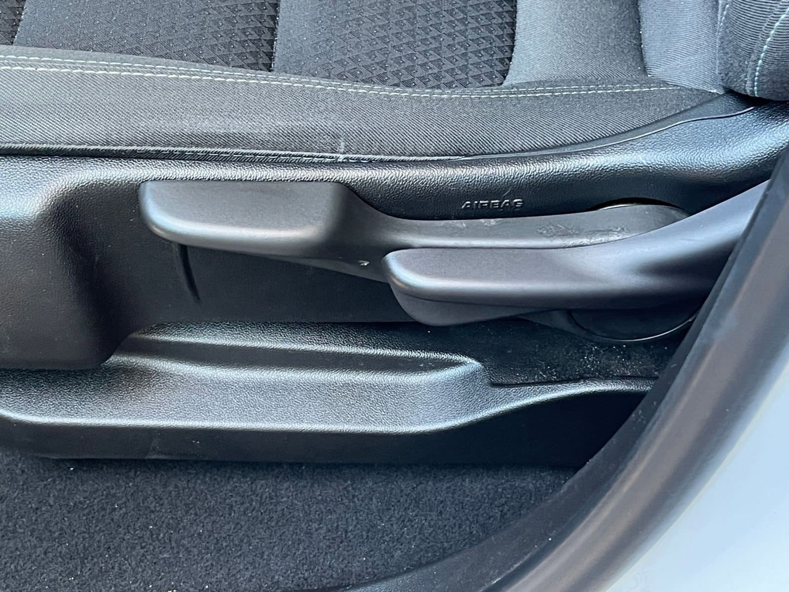 Thumbnail: 2023 Chevrolet Bolt EV - 23