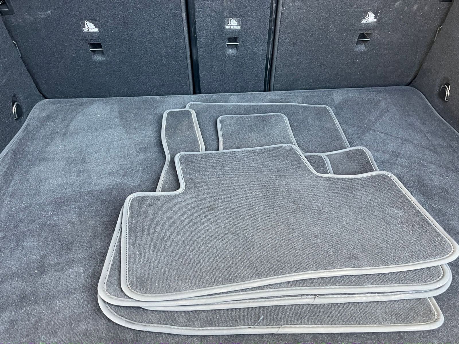 Thumbnail: 2024 Mercedes-Benz GLC - 31